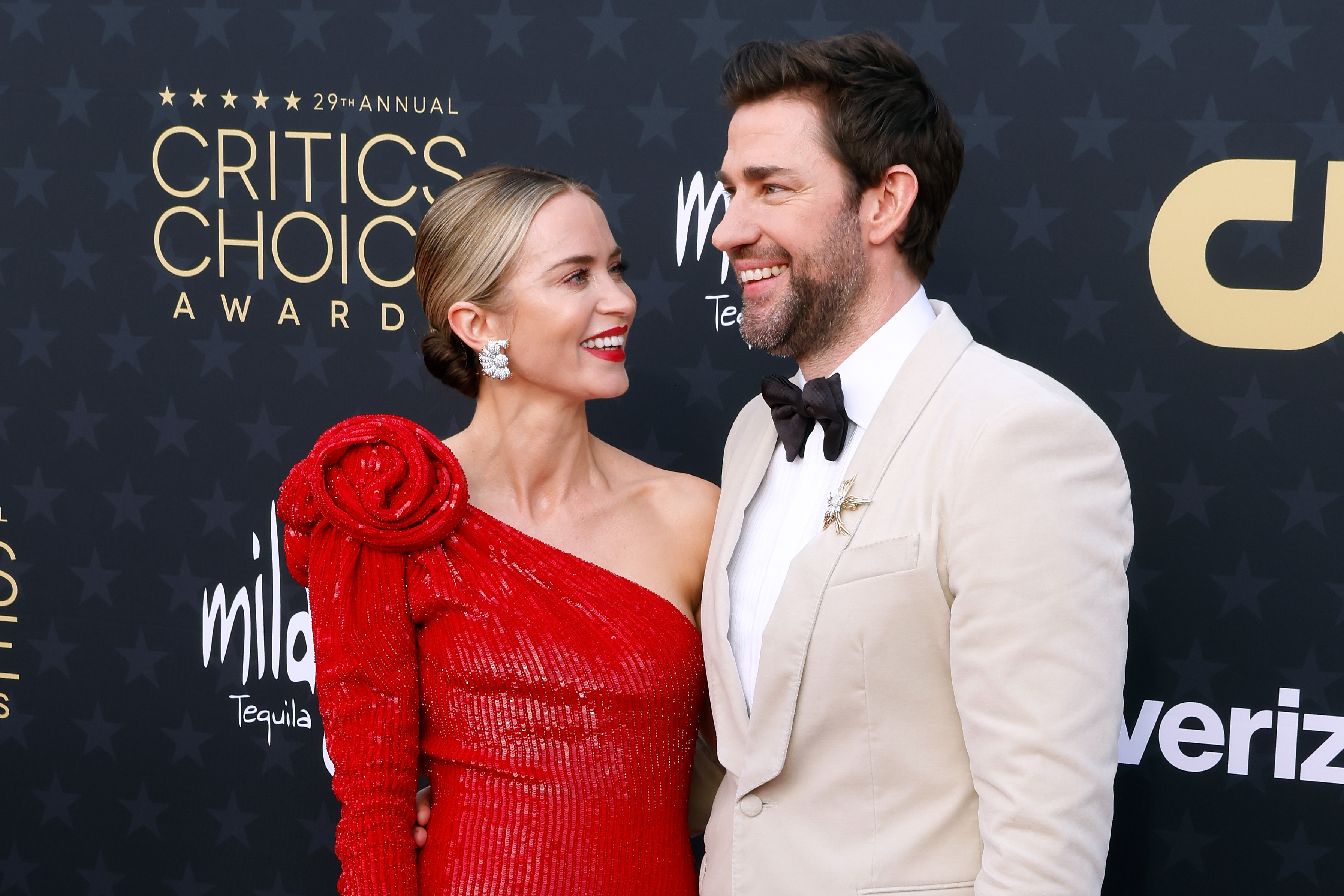 Emily Blunt and John Krasinski attend the 29th Annual Critics Choice Awards at Barker Hangar in Santa Monica, California, on January 14, 2024. | Source: Getty Images