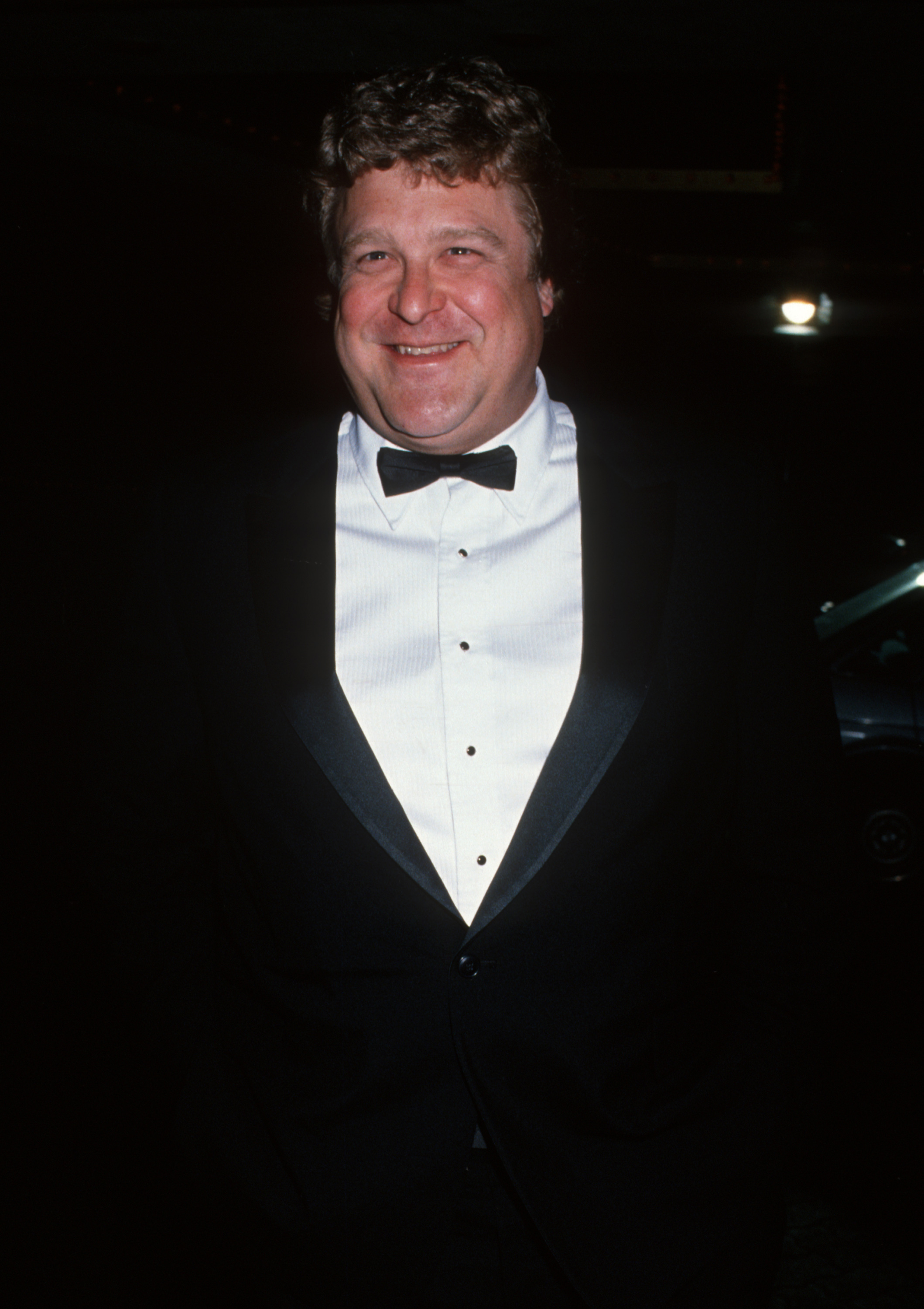 John Goodman attending the 46th Annual Golden Globe Awards at the Beverly Hilton Hotel on January 28, 1989, in Beverly Hills, California.