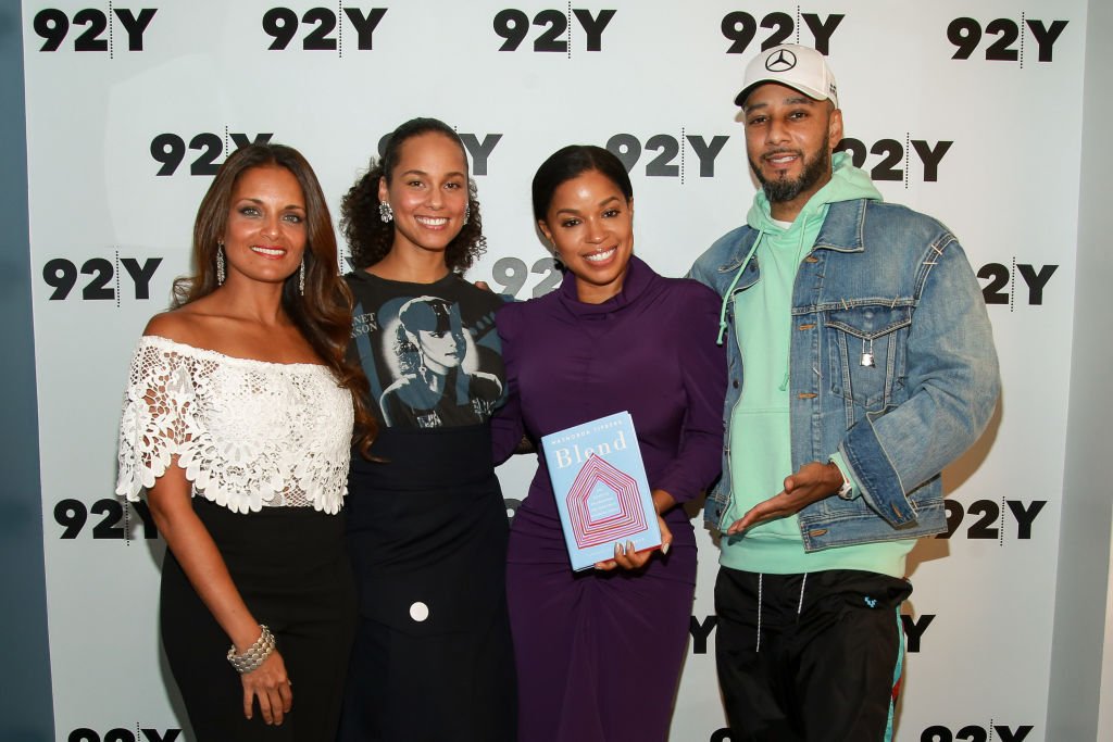 Dr. Shefali, Alicia Keys, Mashonda Tifrere und Swizz Beatz auf dem Treffen The Secret to Co-Parenting, 2018 in New York City | Quelle: Getty Images