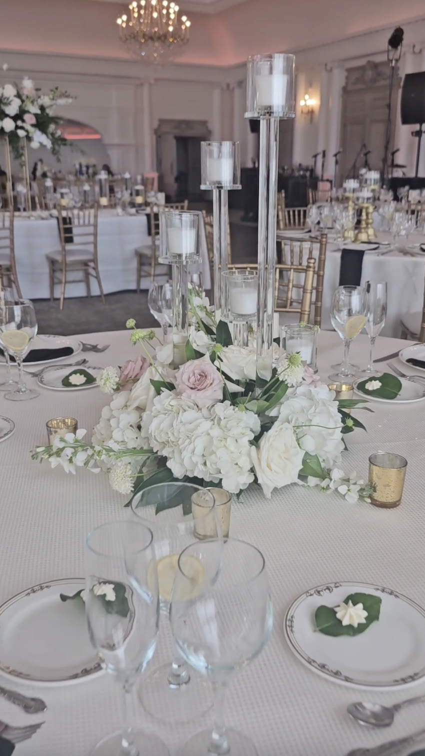 A view of the reception set up at Victoria Schultz and Jon Runyan Jr.'s wedding, posted on July 9, 2024 | Source: Instagram/Xtraordinaryevents