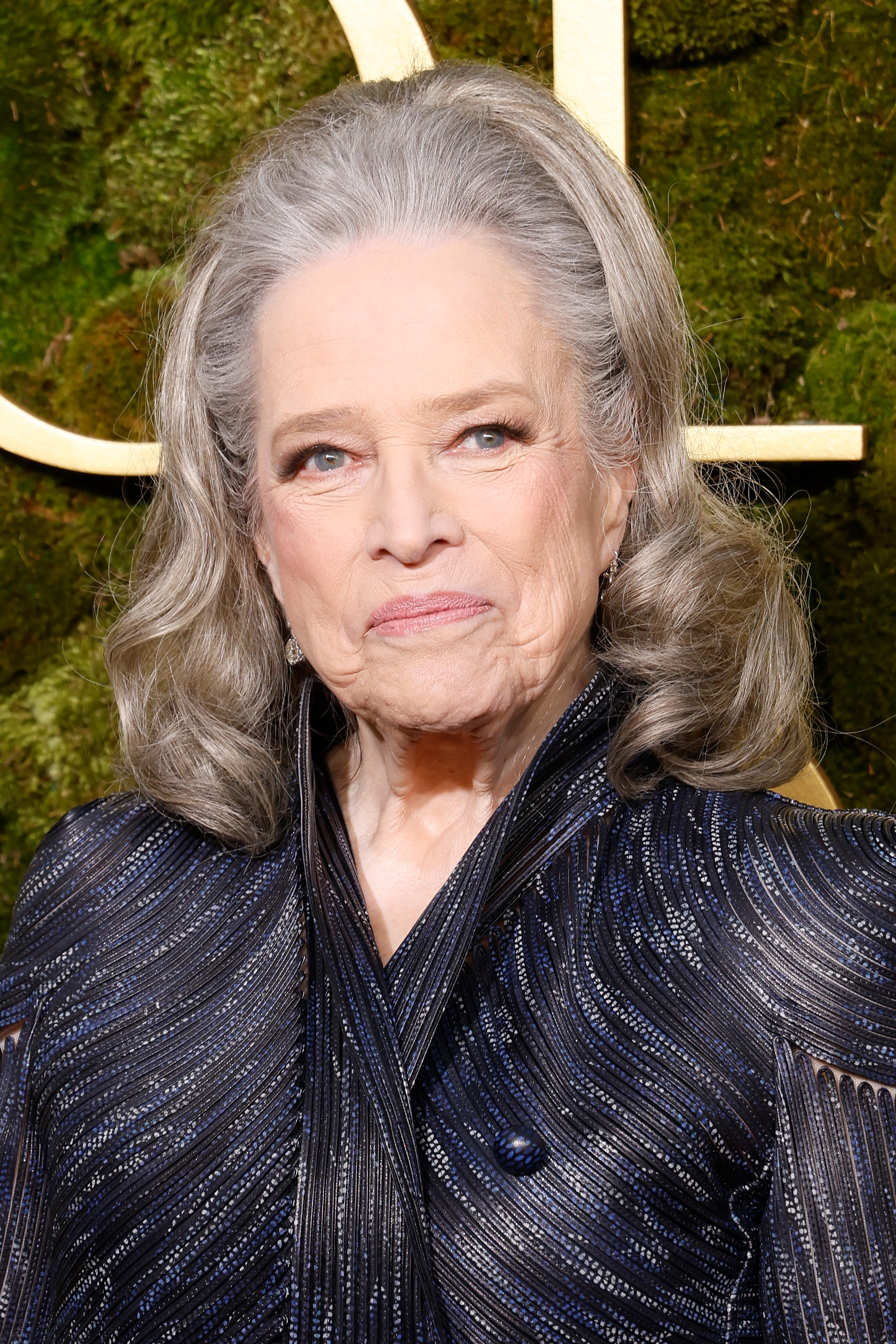 Kathy Bates attends the 2025 Golden Globe Awards at The Beverly Hilton in Beverly Hills, California, on January 5, 2025 | Source: Getty Images