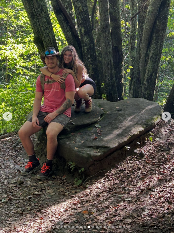 Rex Culpepper and Savanna Morgan during a hike | Source: Instagram/savannaxmorgan