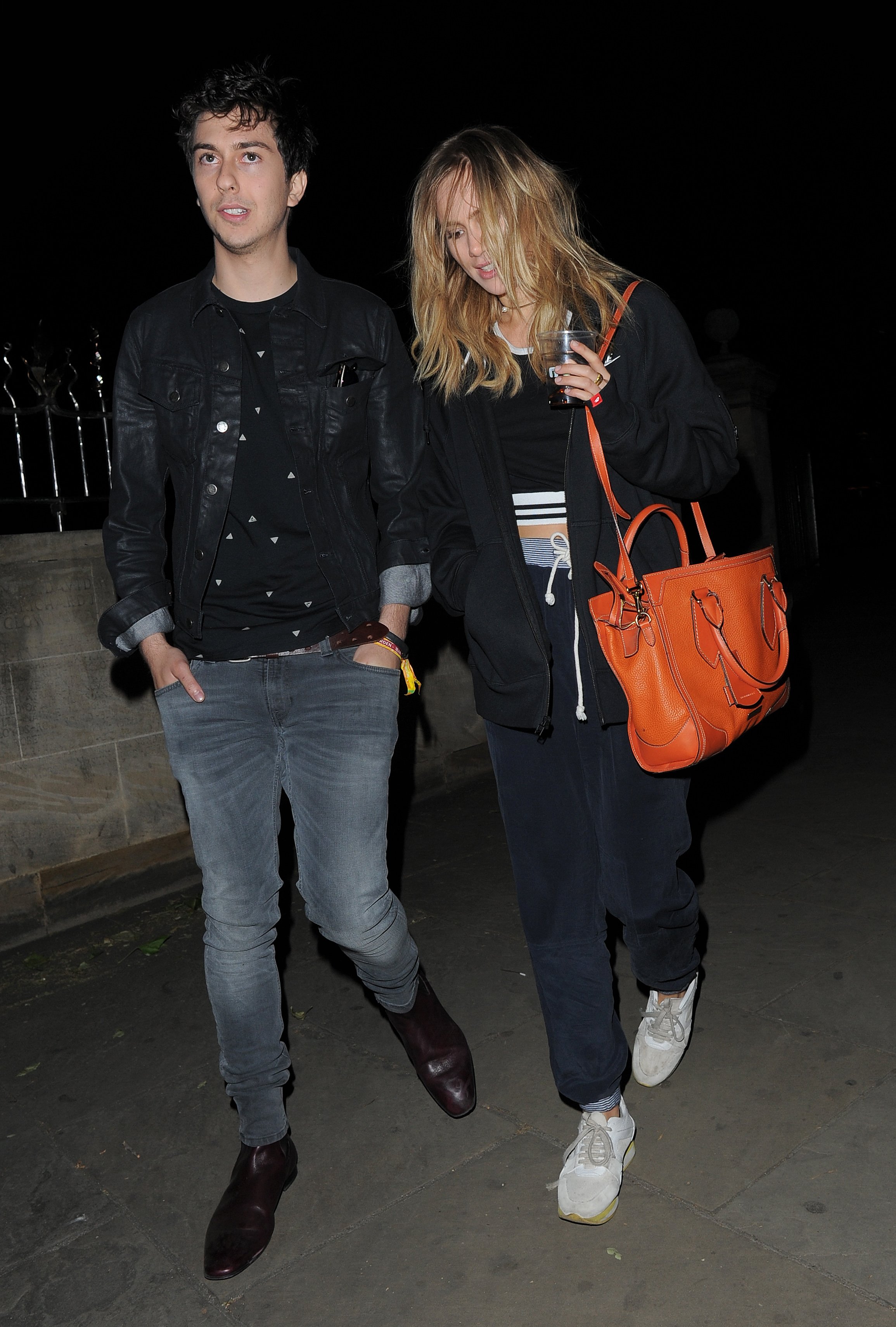 Suki Waterhouse and Nat Wolff leaving The Strokes' concert on June 18, 2015, in London, England. | Source: Getty Images