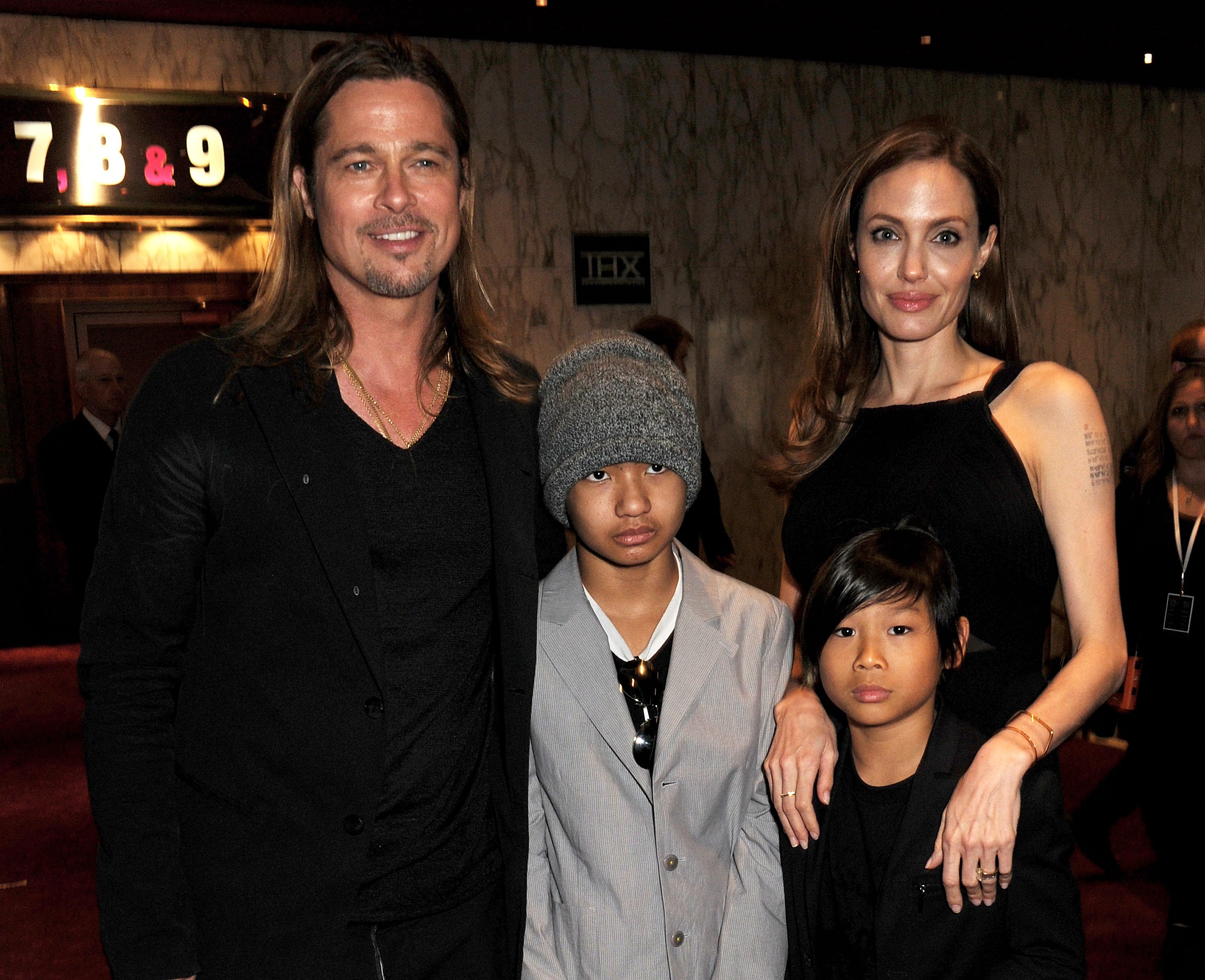 Brad Pitt, Maddox Jolie-Pitt, Pax Jolie-Pitt and Angelina Jolie attend the World Premiere of 'World War Z' at The Empire Cinema Leicester Square on June 2, 2013 in London, England | Source: Getty Images