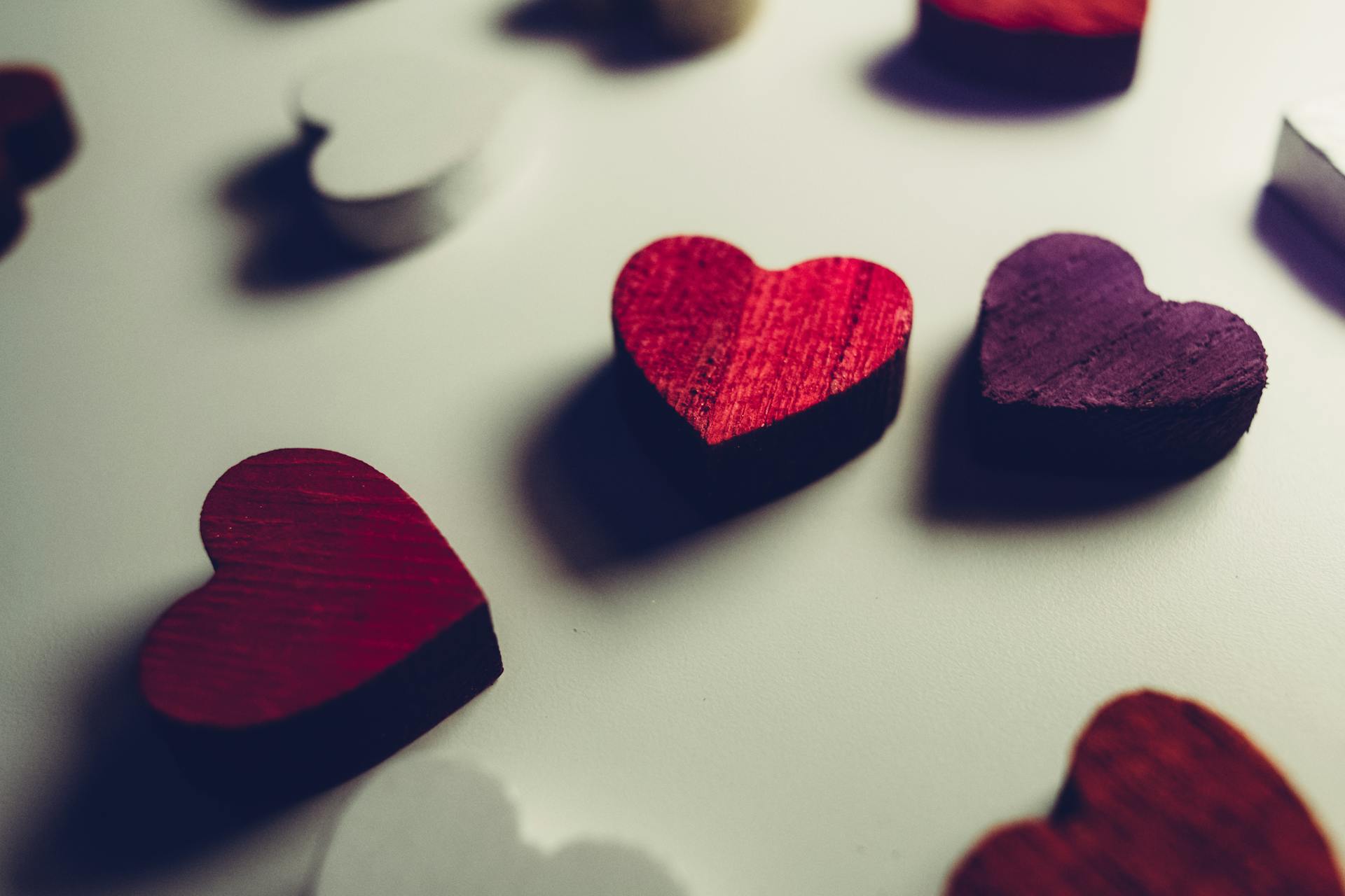 Decorative wooden hearts | Source: Pexels