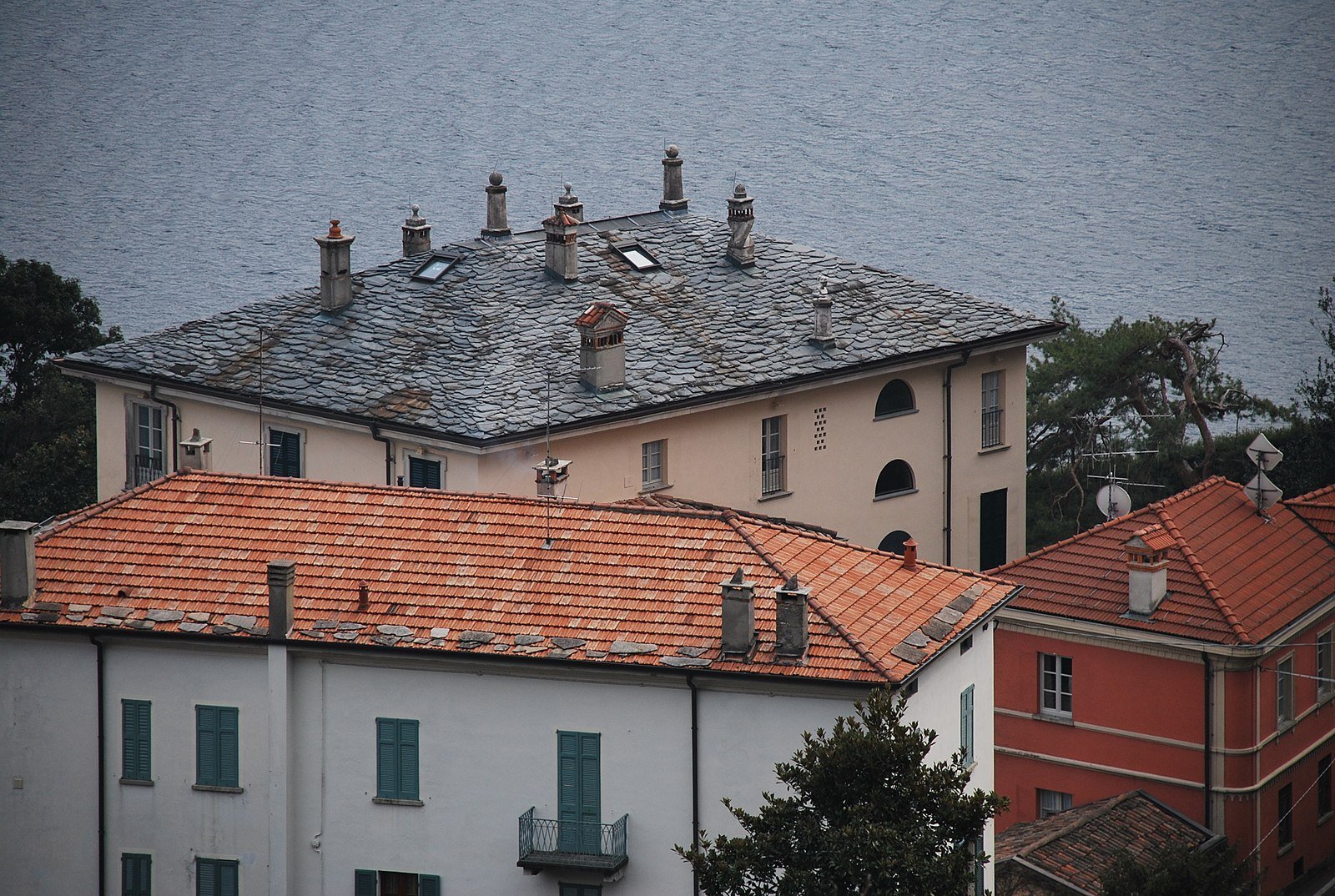 Villa Oleandra (Clooney's Mansion) | Source: Wikimedia Commons