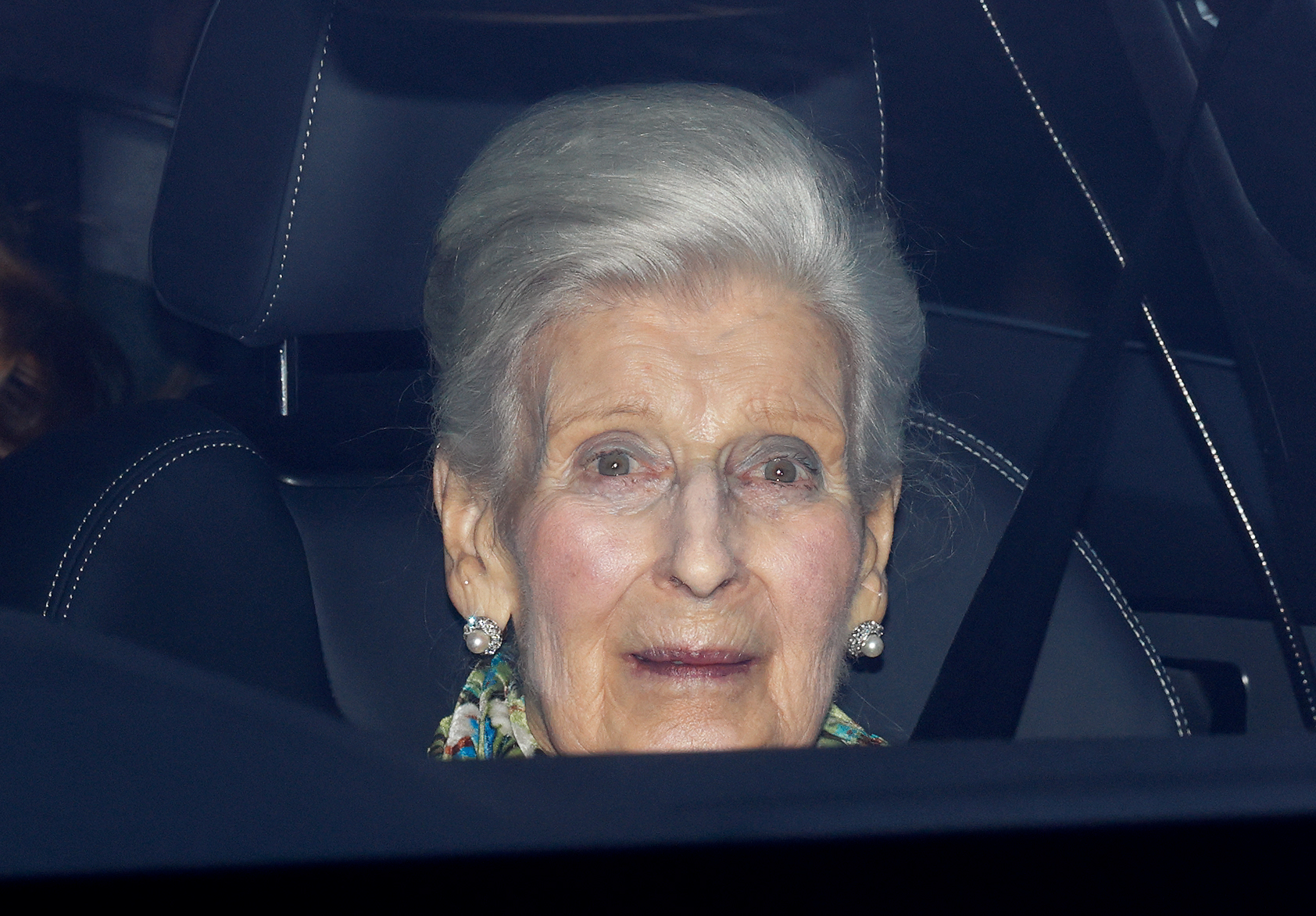 Princess Alexandra of Kent makes a rare appearance at Buckingham Palace for King Charles III’s Christmas lunch on 16 December 2025. Seen through her car window, the 88-year-old royal returns for a cherished festive tradition, surrounded by generations of family.