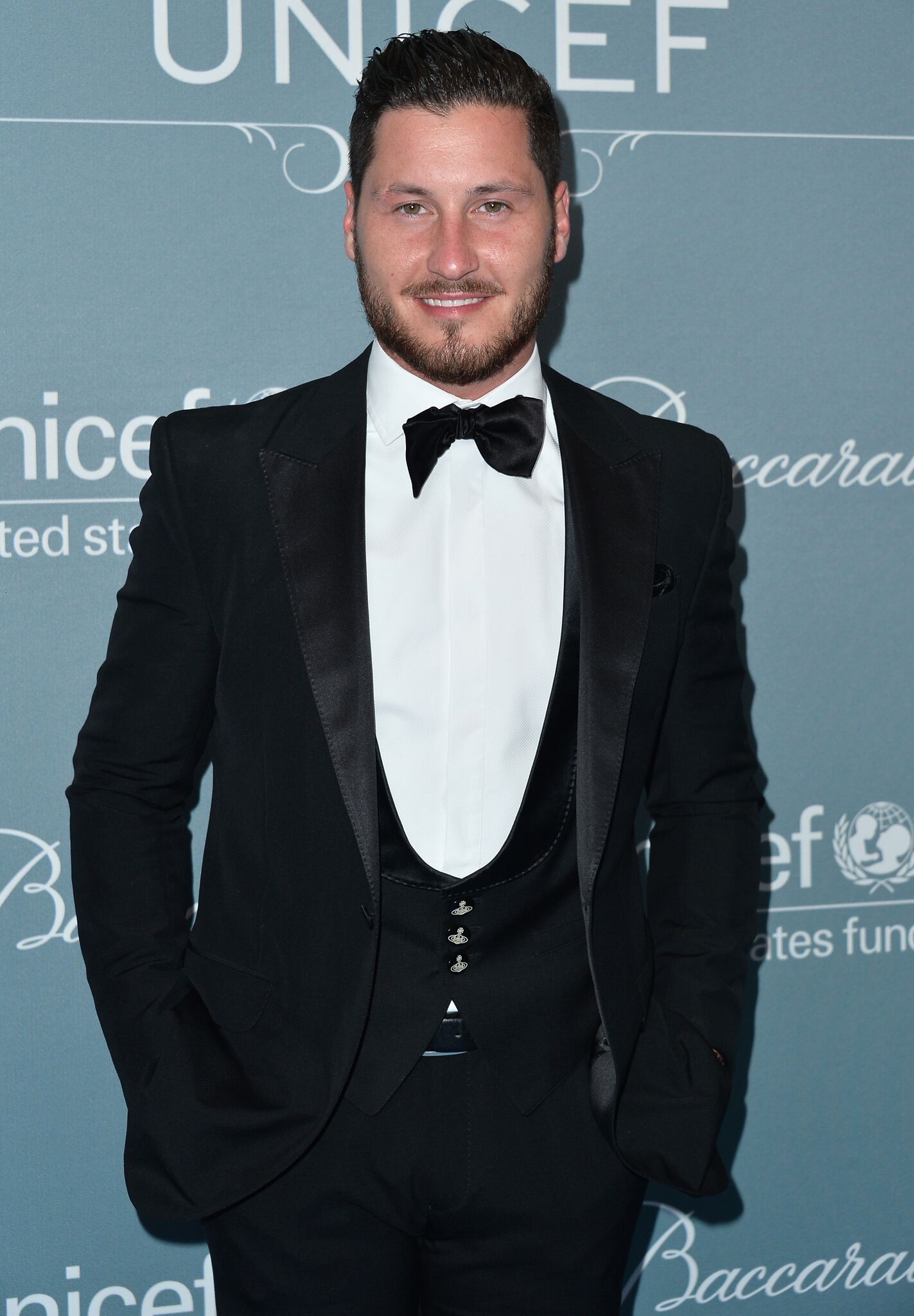 Val Chmerkovskiy arrives to the 2014 UNICEF Ball Presented by Baccarat at the Regent Beverly Wilshire Hotel | Getty Images