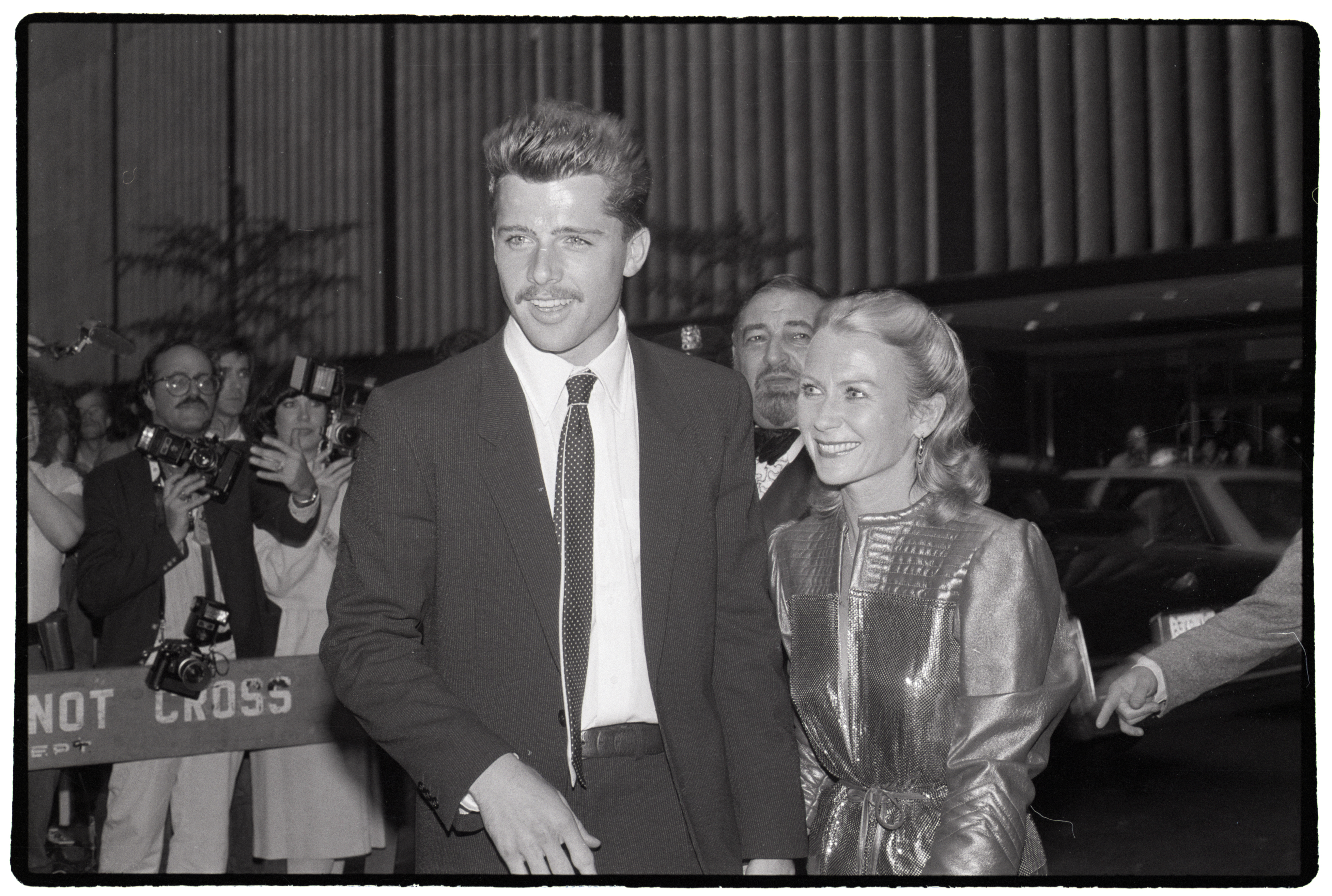 Maxwell Caulfield and wife Juliet Mills(right) attend the premiere of Grease 2, in New York on June 10,1982. | Source: Getty Images