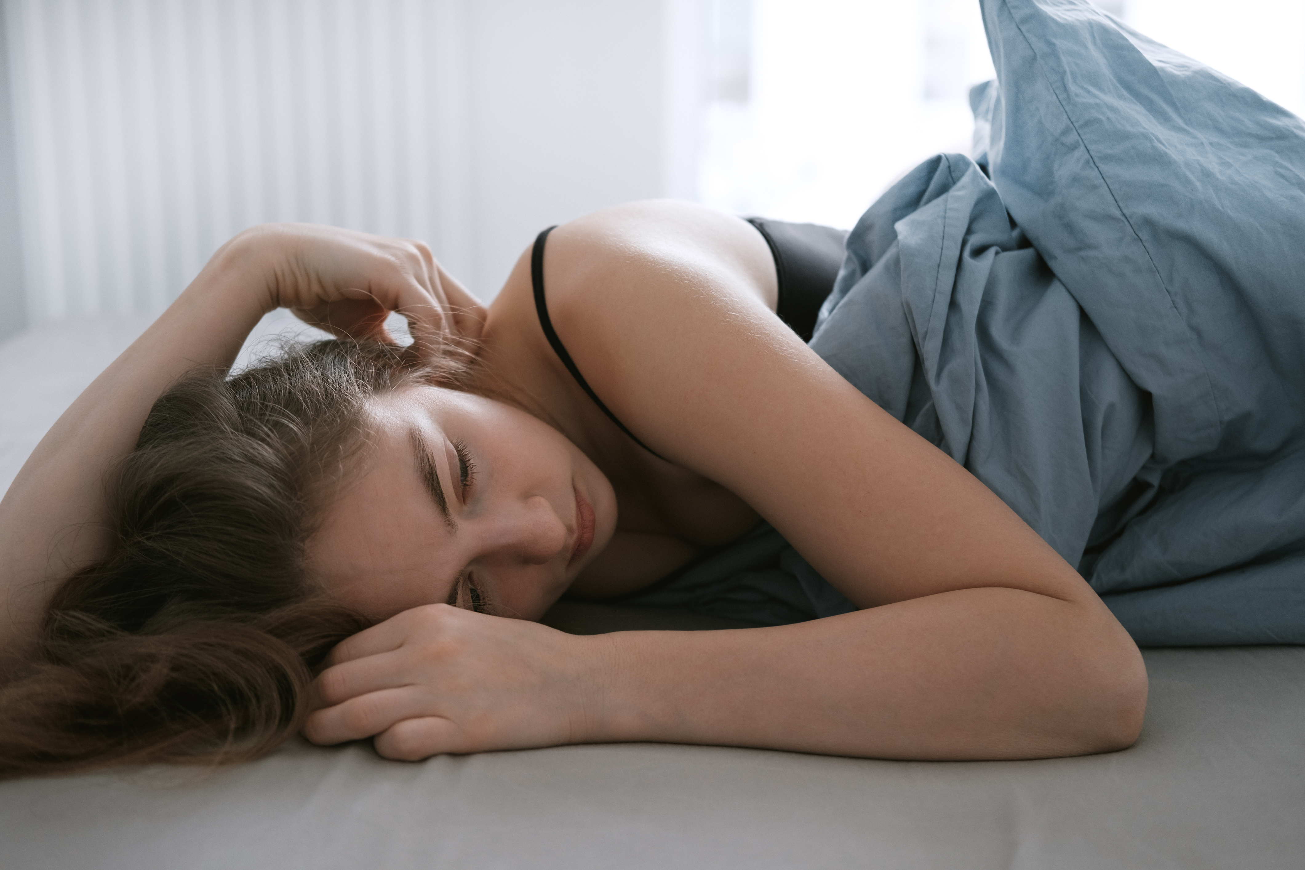 Stressed young lady | Source: Shutterstock