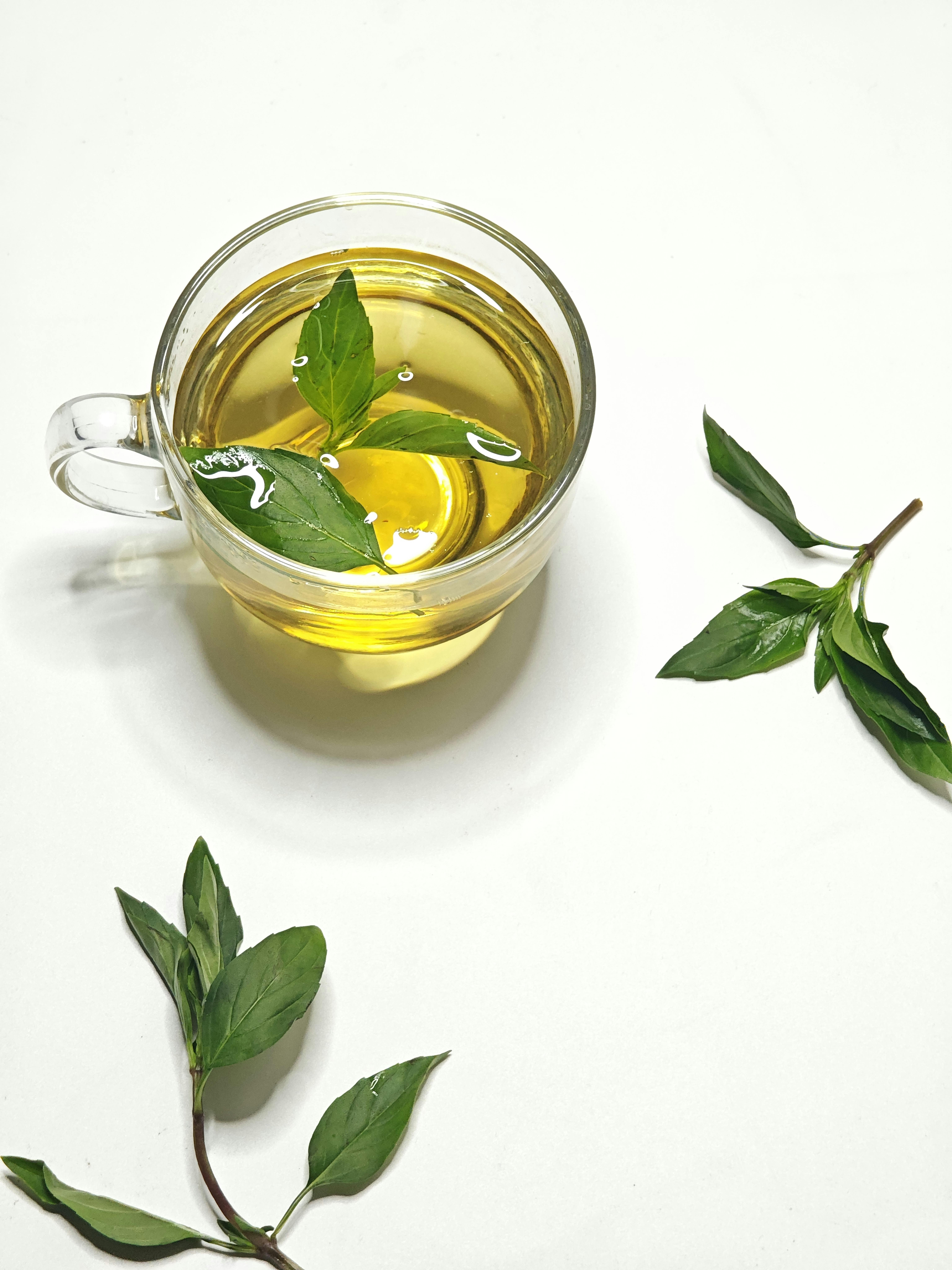 A glass of green tea | Source: Pexels