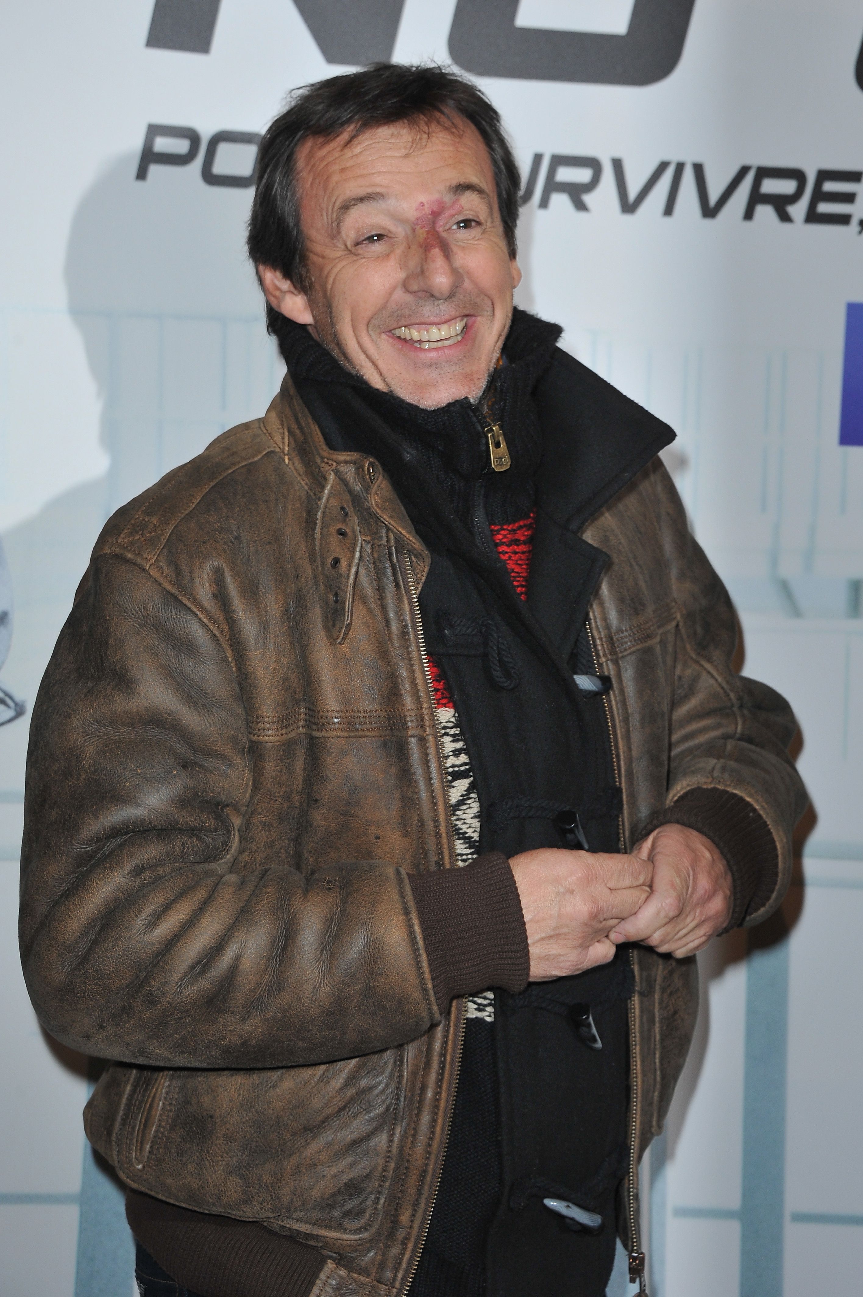 Jean Luc Reichmann Tache De Vin Jean-Luc Reichmann a 60 ans : les brimades dont il a souffert à cause