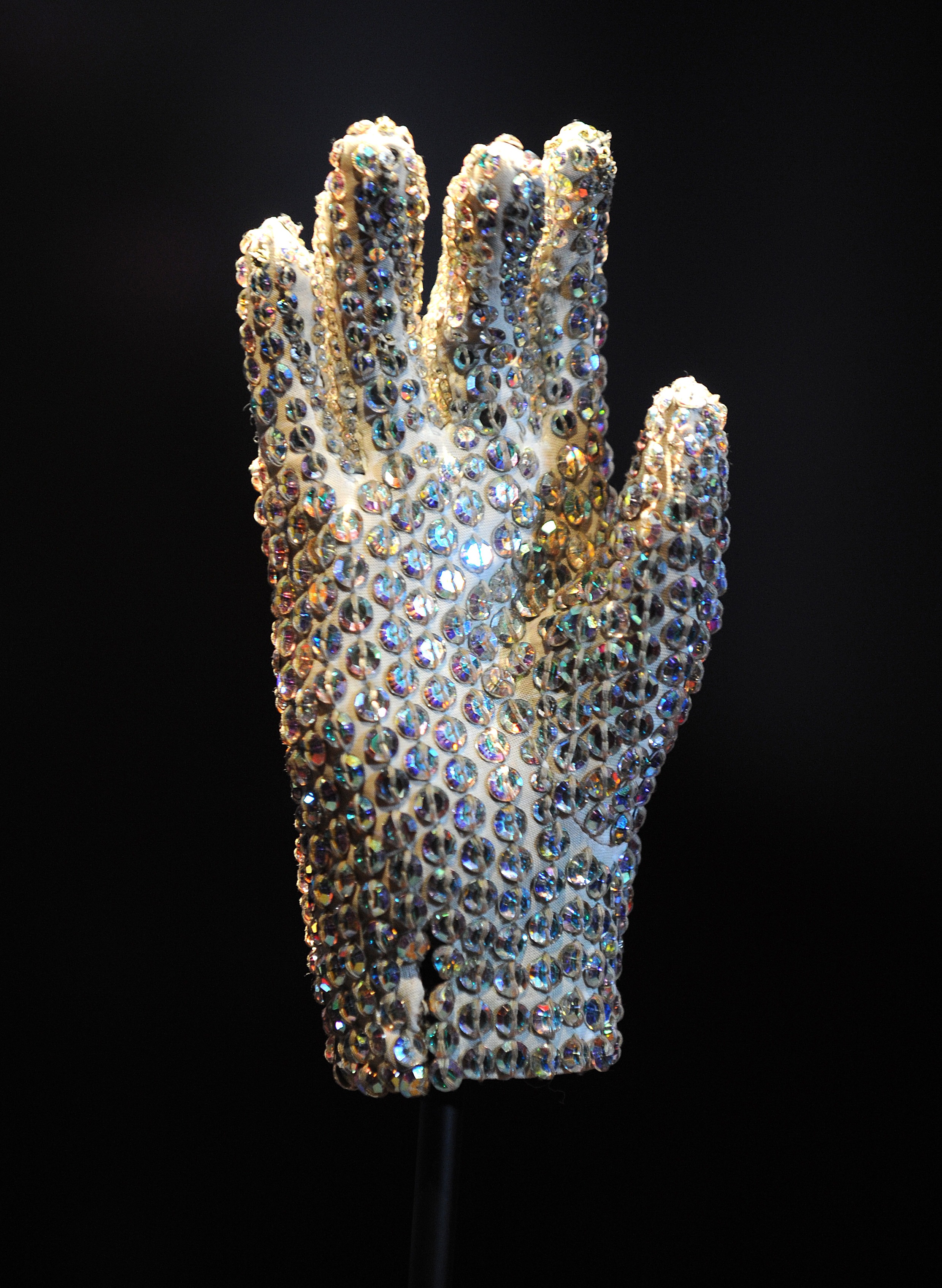 The famous white glove worn by Michael Jackson when he performed Billie Jean at the Grammy Awards in 1983 is seen on display at "Michael Jackson: The Official Exhibition" held at the 02 Arena on October 26, 2009 in London, England | Source: Getty Images
