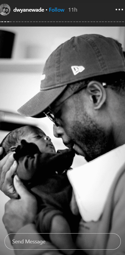Dwyane Wade and his baby, Kaavia in an adorable throwback picture | Photo: Instagram/dwyanewade