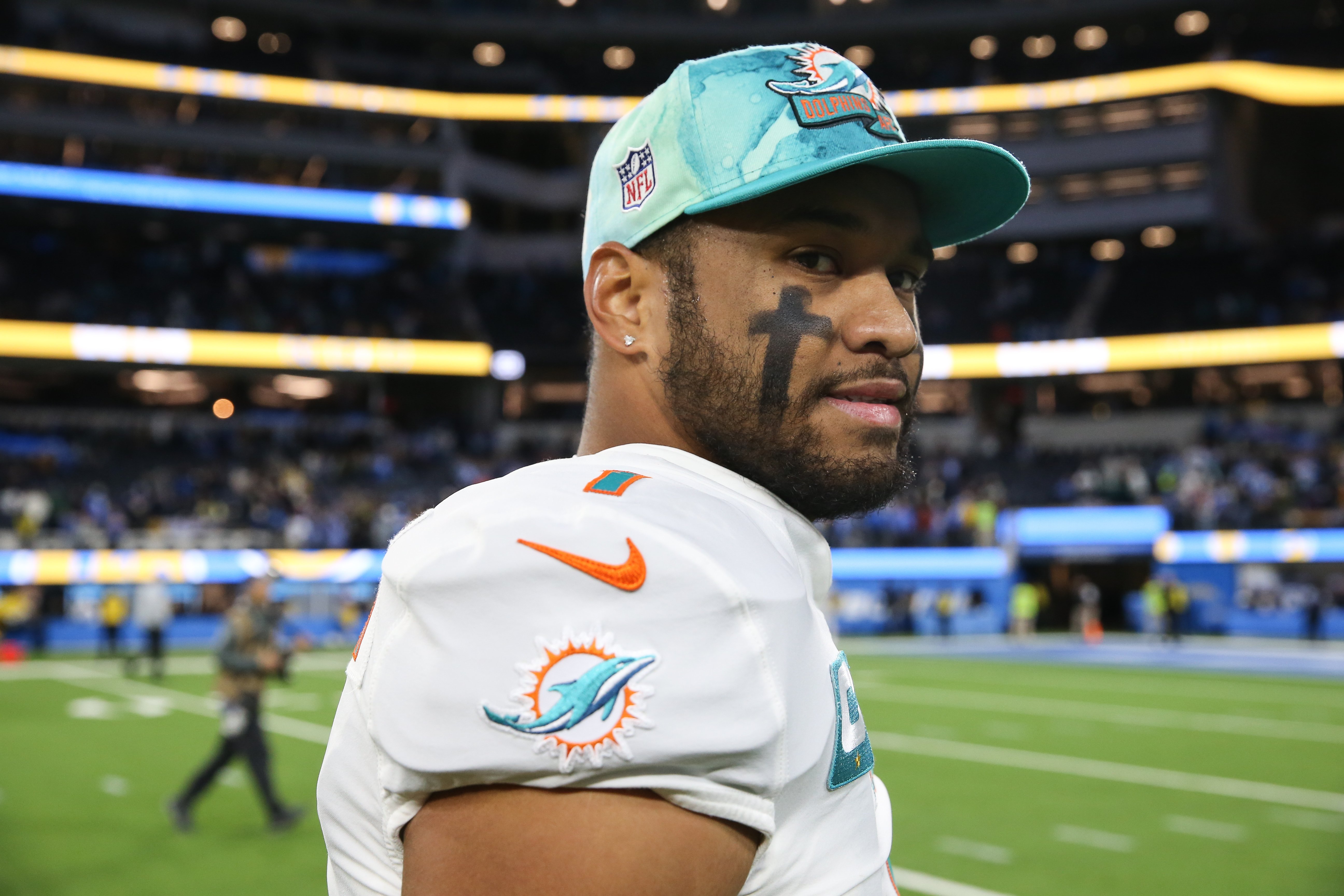 Miami Dolphins quarterback Tua Tagovailoa on December 11, 2022, at SoFi Stadium in Inglewood, California. | Source: Getty Images