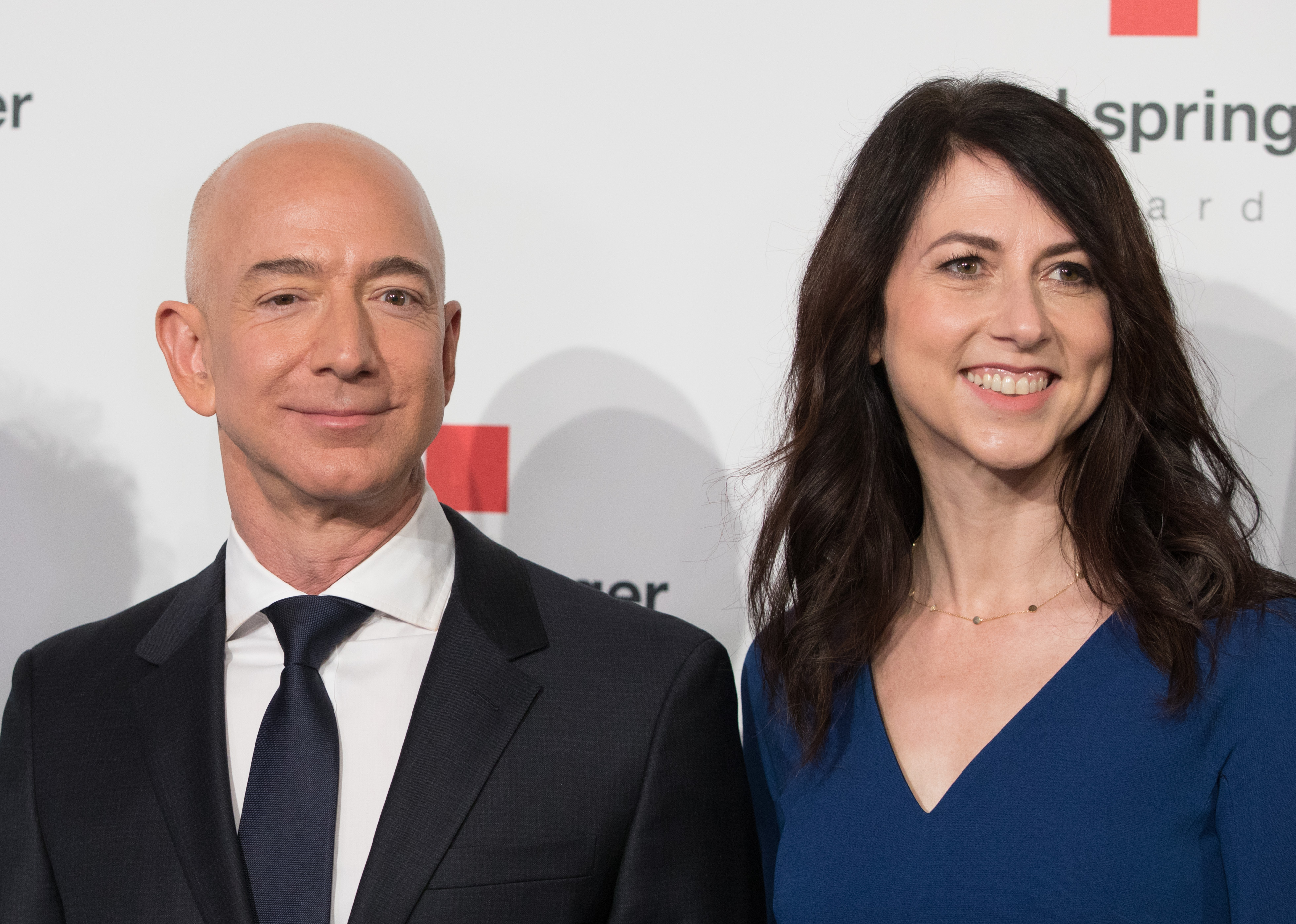 Jeff Bezos and MacKenzie Scott arrive for the Axel Springer award ceremony on April 24, 2018 | Source: Getty Images