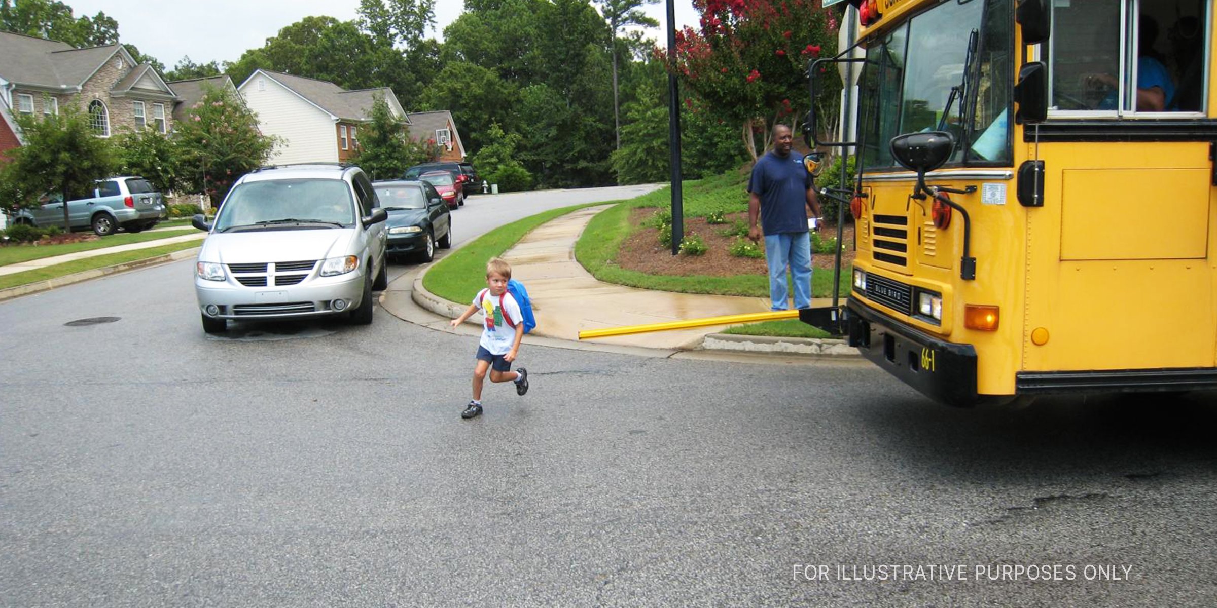 Source: Flickr / ThrasherDave (CC BY-SA 2.0) | Little boy running across a road. 