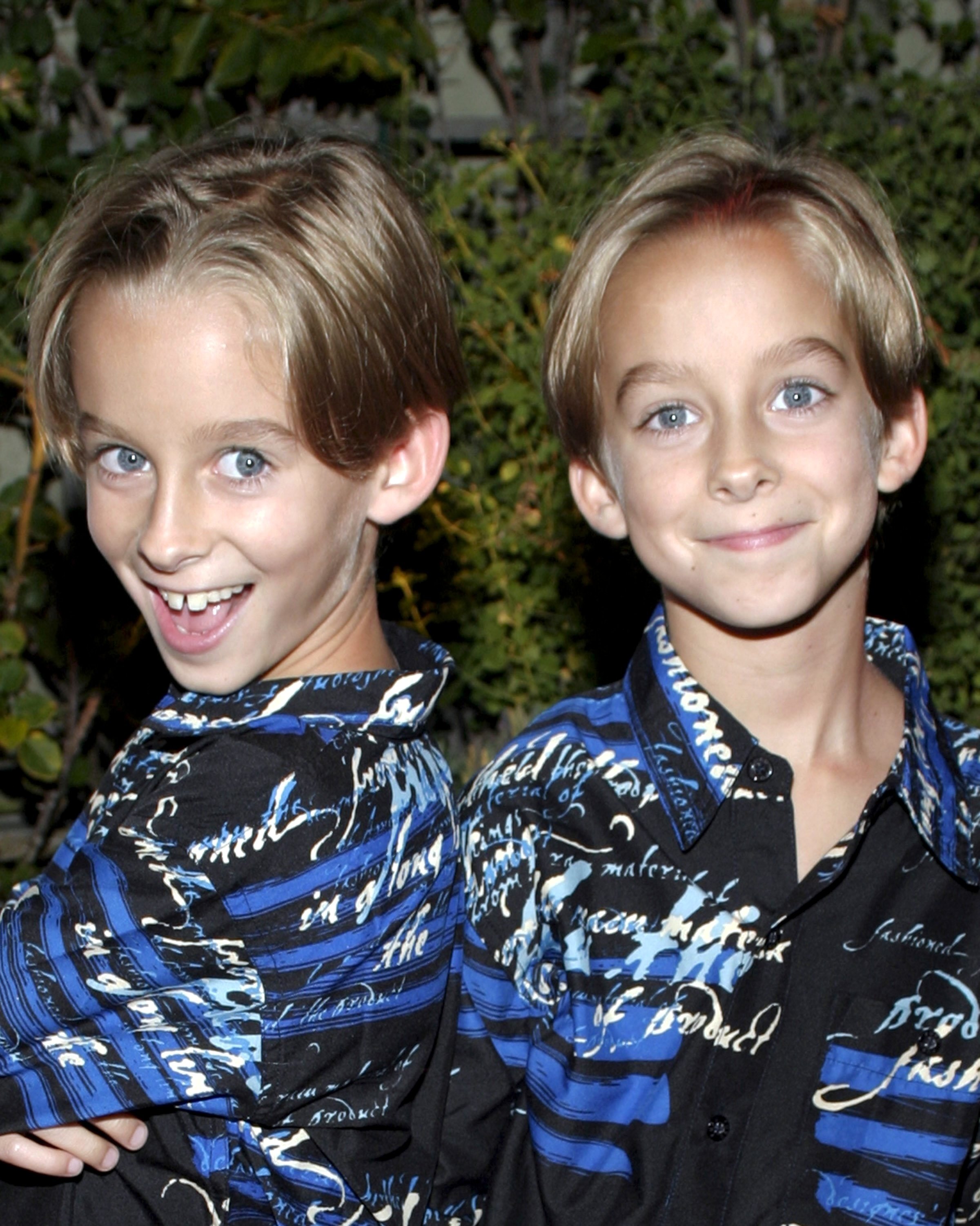 Sawyer and Sullivan Sweeten arrive at the 'Everybody Loves Raymond' 200th Episode Celebration at Spago. | Source: Getty Images