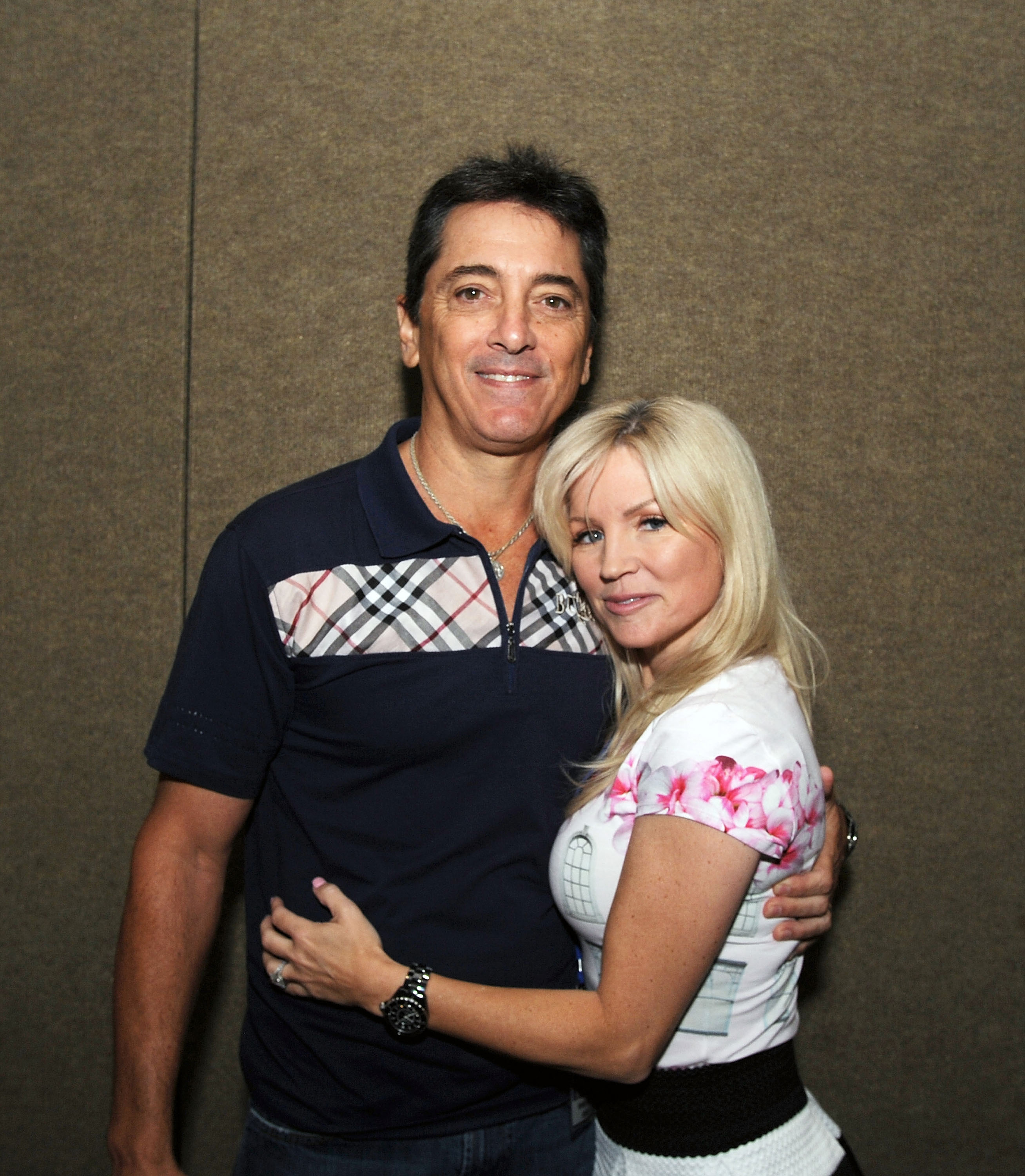 Scott Baio and his wife Renee Sloan attend the 2018 STL Pop Culture Con at St. Charles Convention Center on August 19, 2018, in St Charles, Missouri | Source: Getty Images