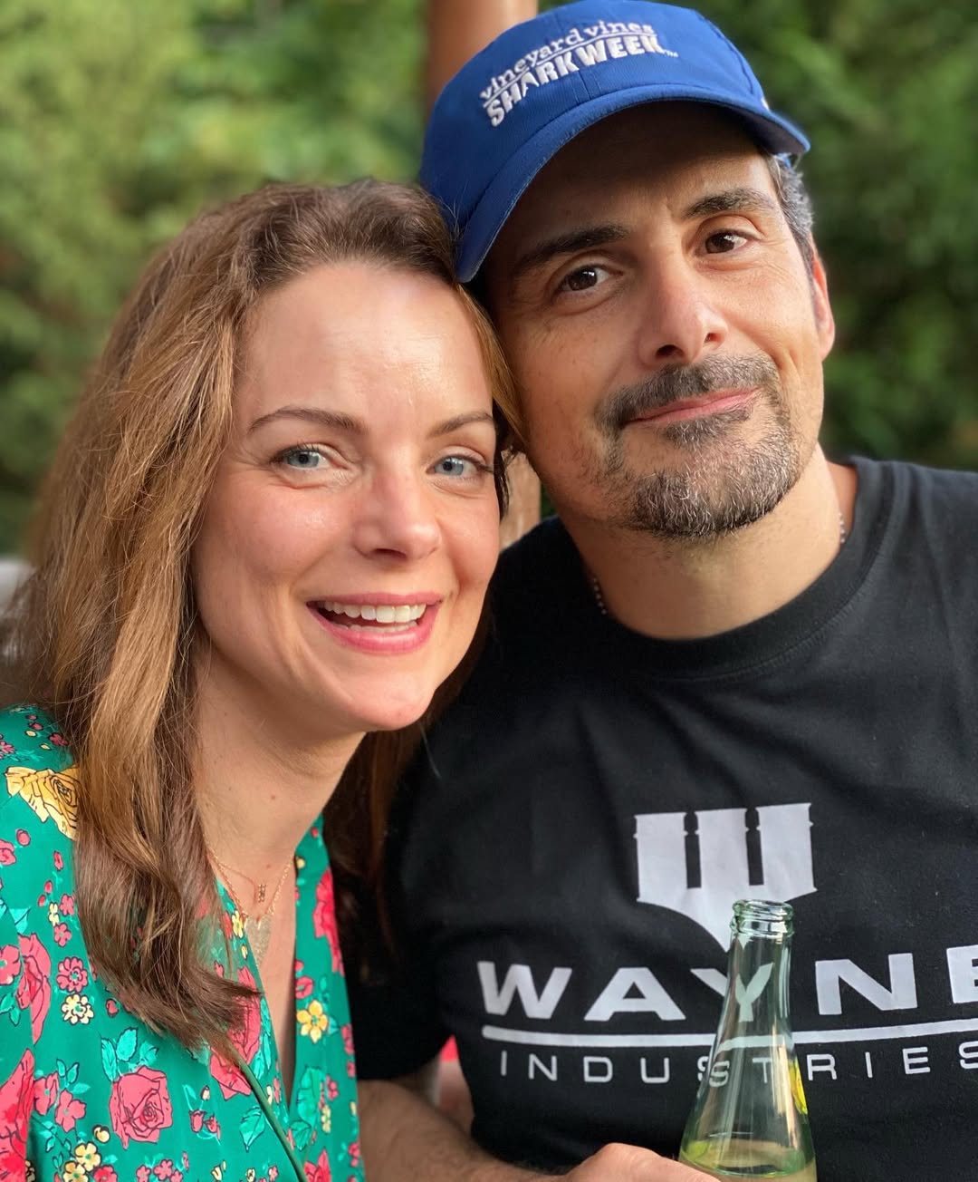 Brad Paisley and his wife from a post dated September 14, 2022. | Source: Instagram/bradpaisley
