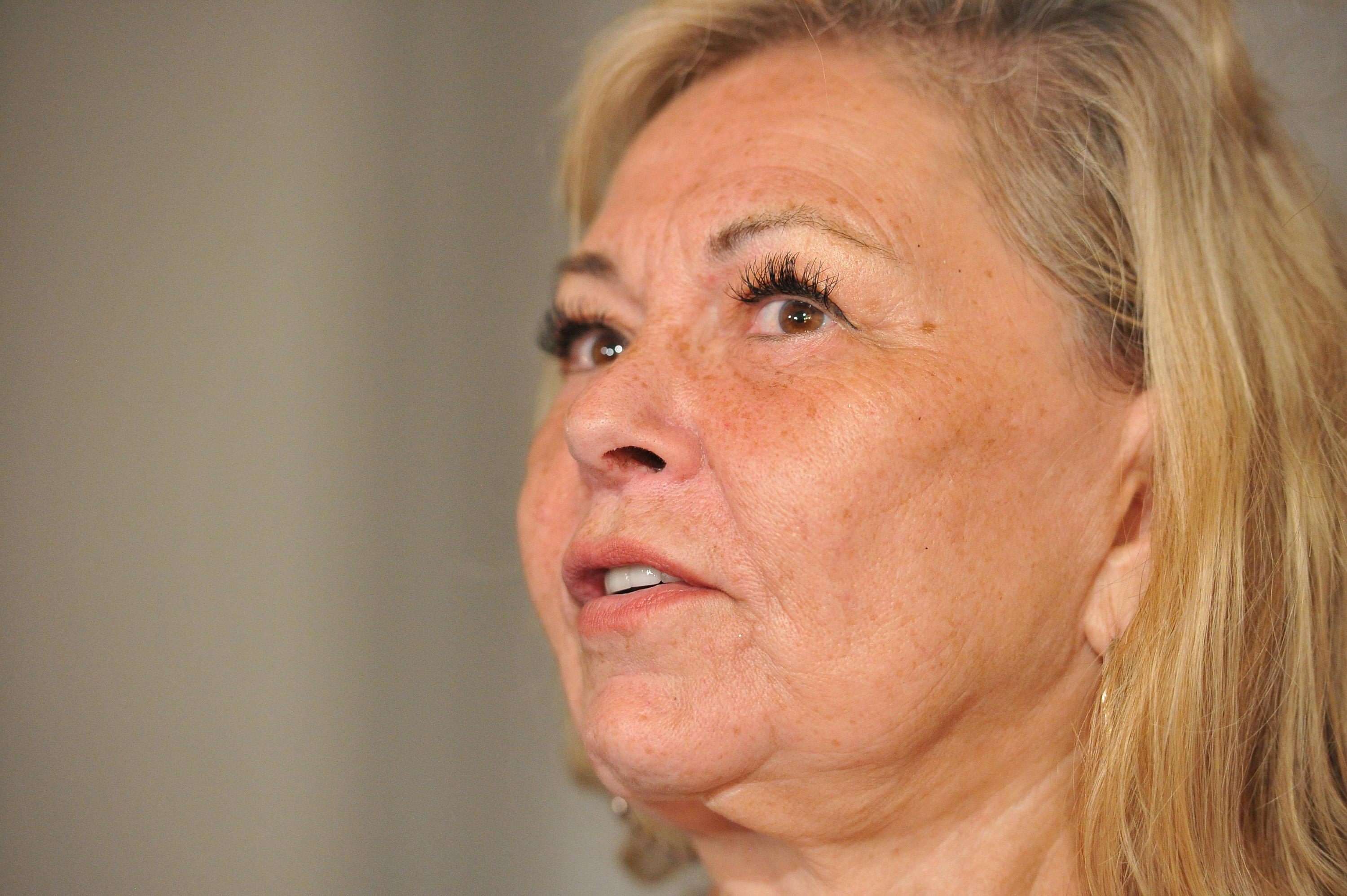 Roseanne Barr addressing the media during a press conference in Beverly Hills, California on September 17, 2018. | Source: Getty Images