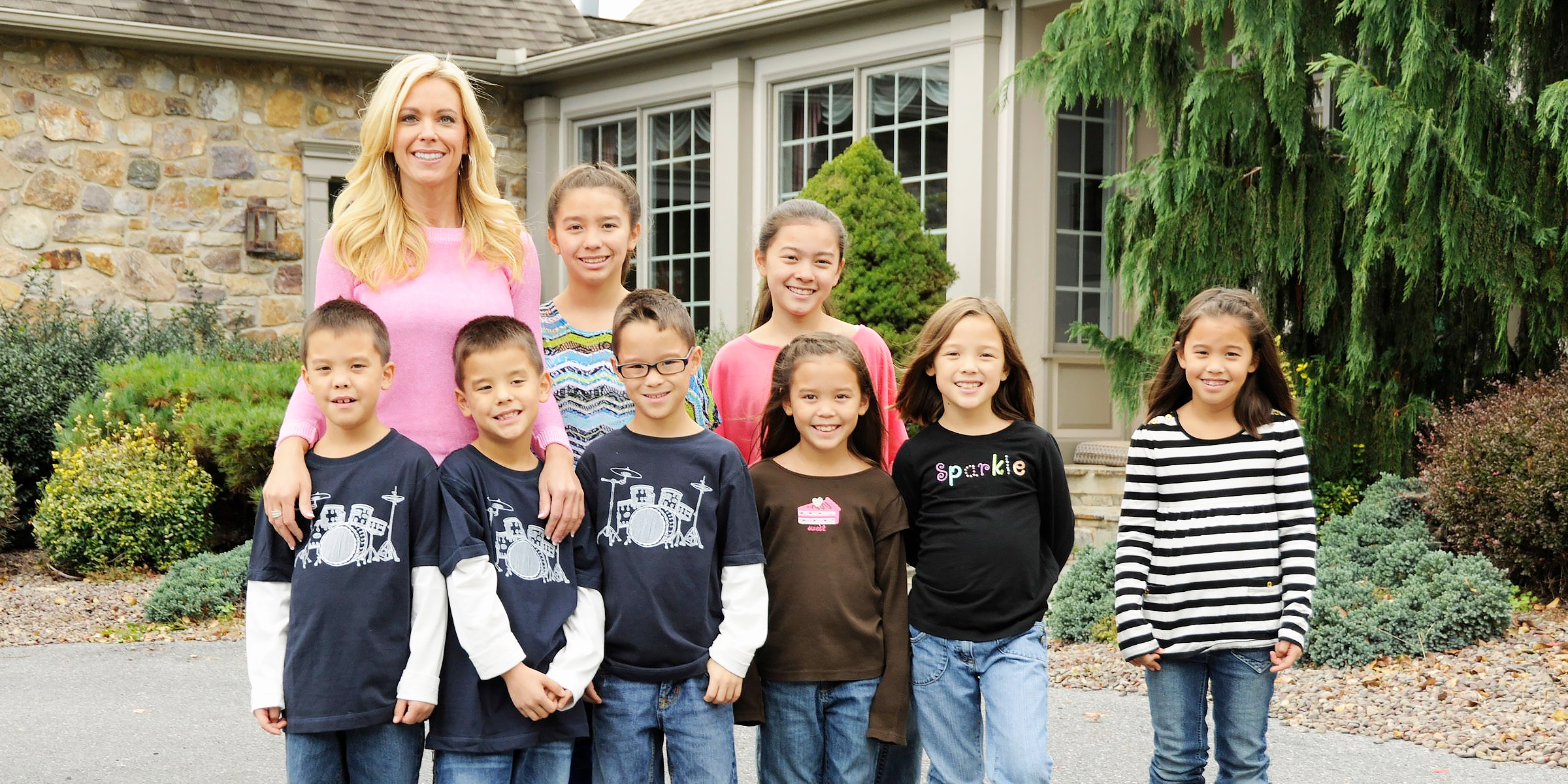 Kate Gosselin and her eight children | Source: Getty Images