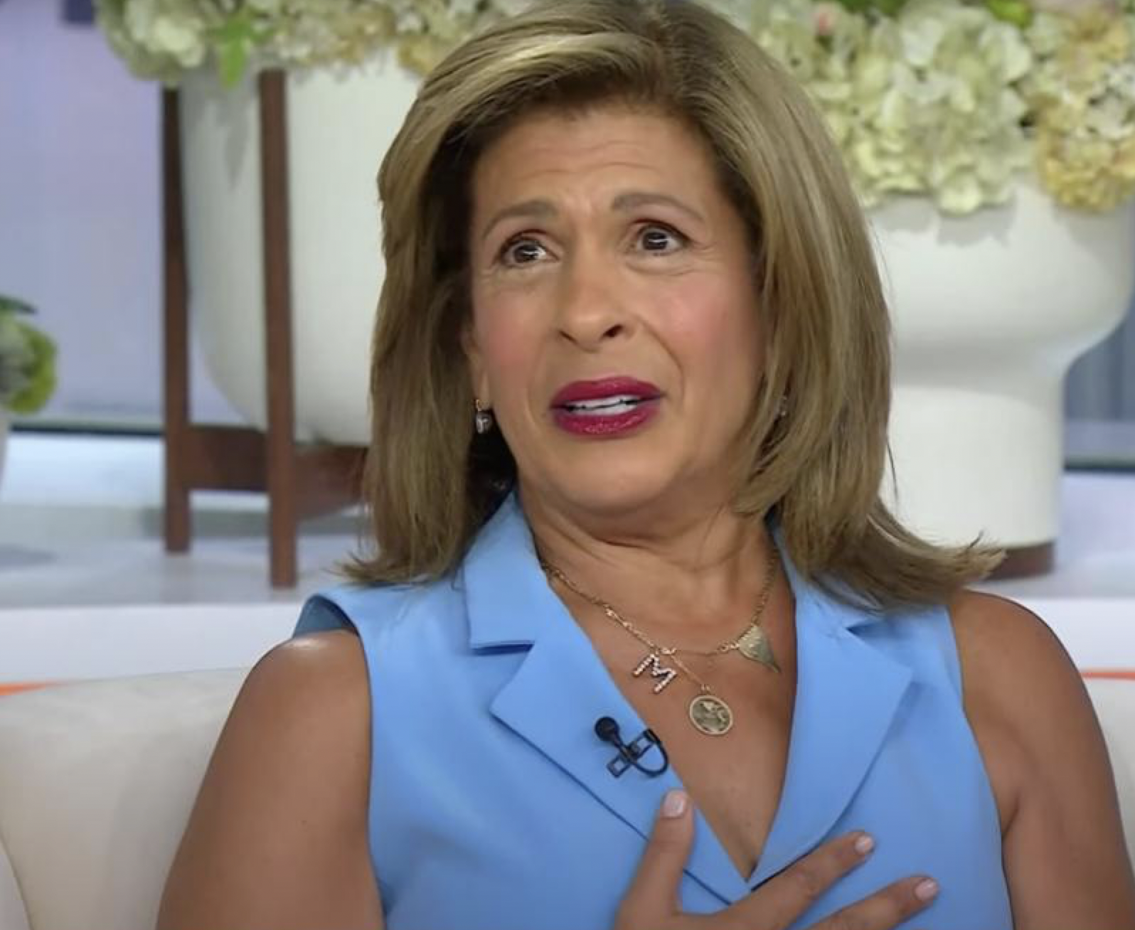 Hoda Kotb gets emotional on the "Today" show | Source: YouTube/E!News