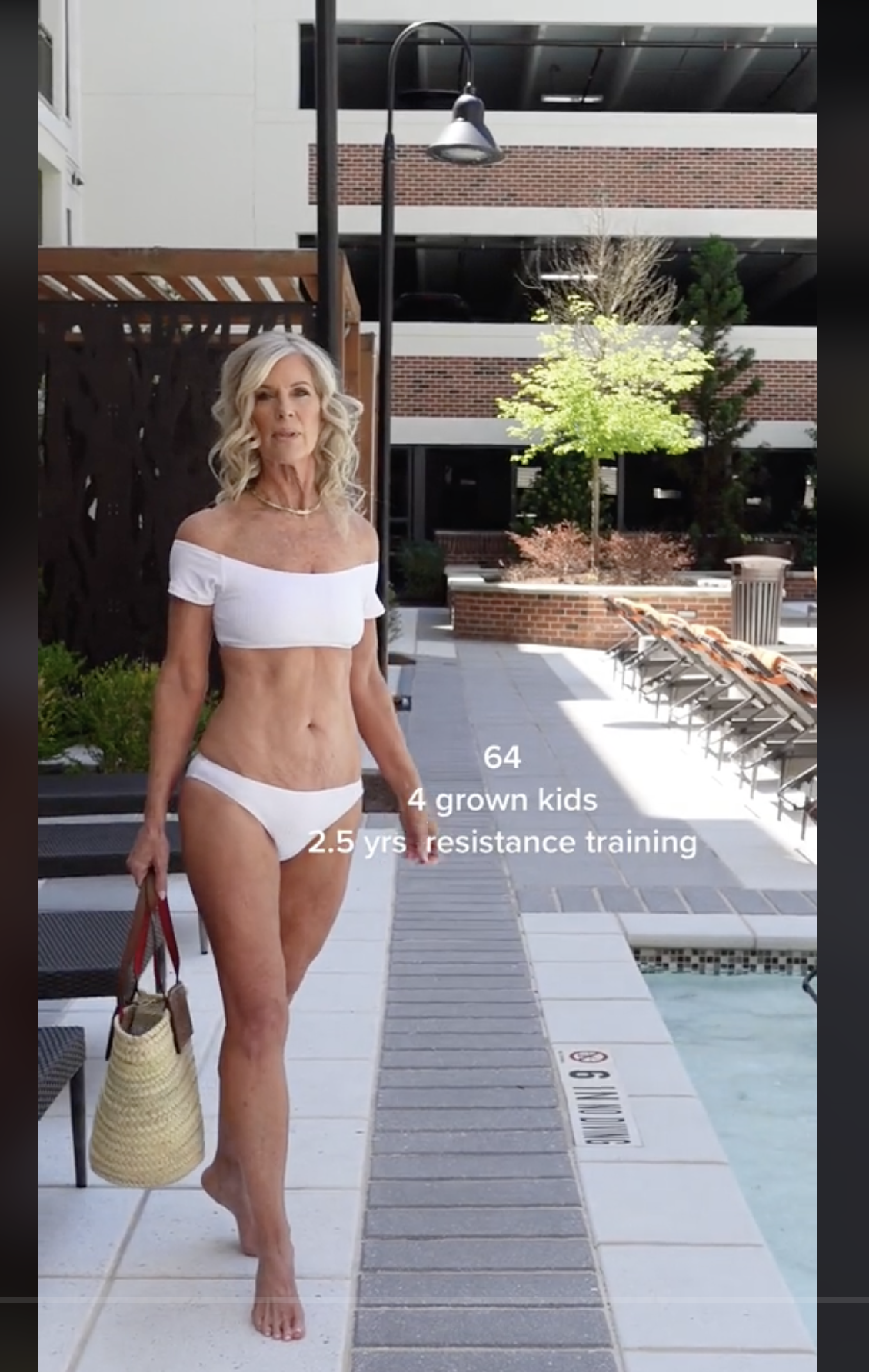 Harrah Brown wearing a white bikini in a video dated April 23, 2023 | Source: tiktok.com/@harrahbrown