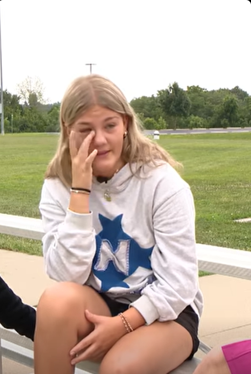 Justice Greer became emotional during an interview with KSDK as she reflected on the night her mother, Jessica Lashly, and twin sister, Jersey Greer, were shot. She recalled being at work when the violence unfolded and later revealed that Jersey spent her final moments trying to save their mother. | Source: Facebook/KSDK News