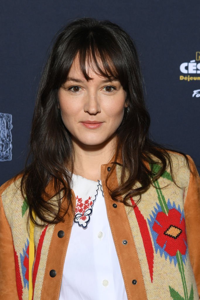 Anais Demoustier, nominée dans la catégorie "meilleure actrice" dans "Alice et le maire", assiste au César 2020 - Déjeuner des nominés au Fouquet's le 09 février 2020 à Paris, France. | Photo : Getty Images. Anais Demoustier, nominée dans la catégorie "meilleure actrice" dans "Alice et le maire", assiste au César 2020 - Déjeuner des nominés au Fouquet's le 09 février 2020 à Paris, France. | Photo : Getty Images.
