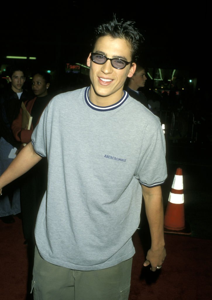 Actor-turned-spiritual leader Andrew Keegan attends the 1998 premiere of the movie "Spice World" in Mann's Chinese Theater in Hollywood. | Photo: Getty Images