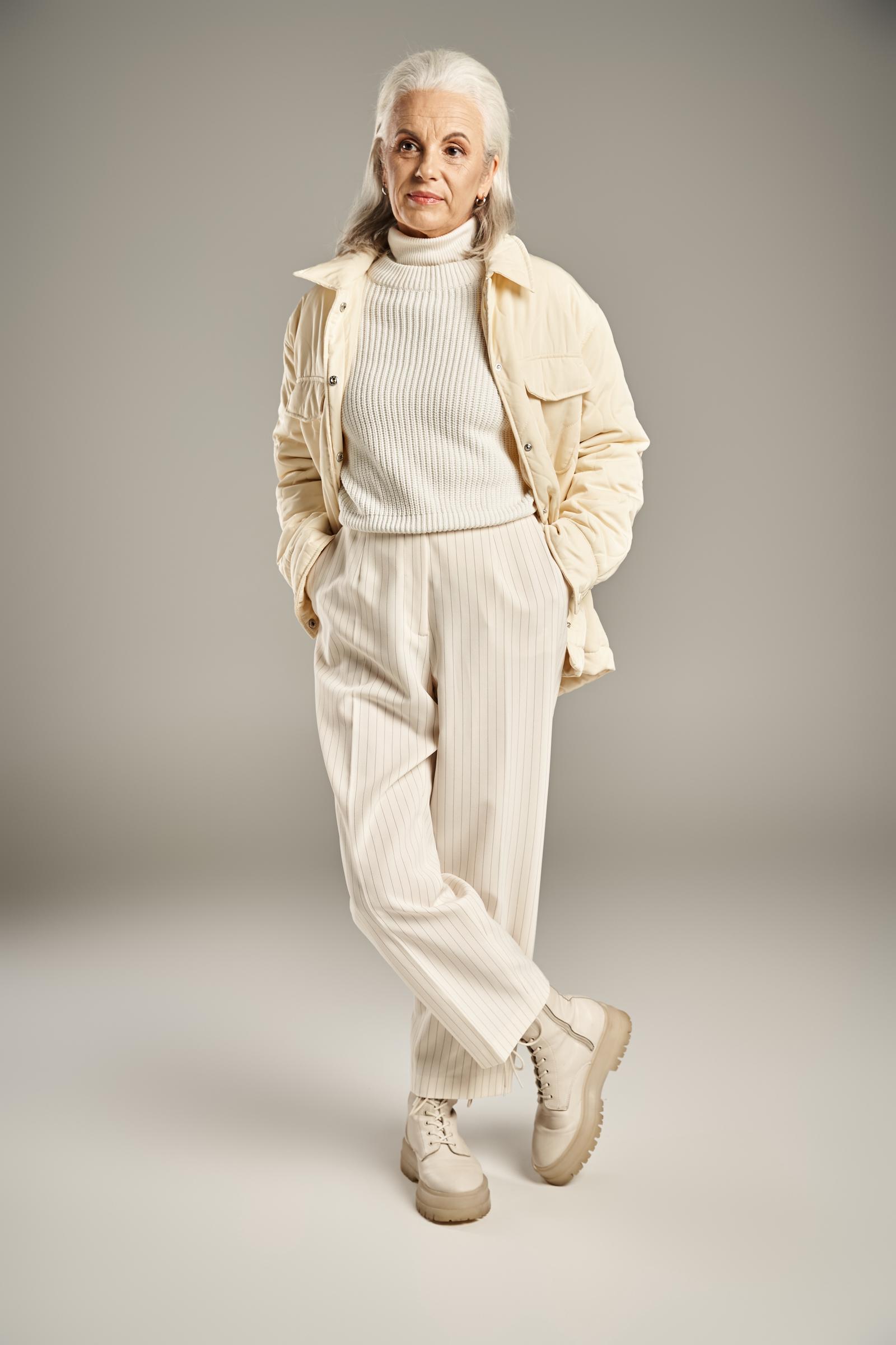 Woman wearing a monochromatic outfit | Source: Shutterstock