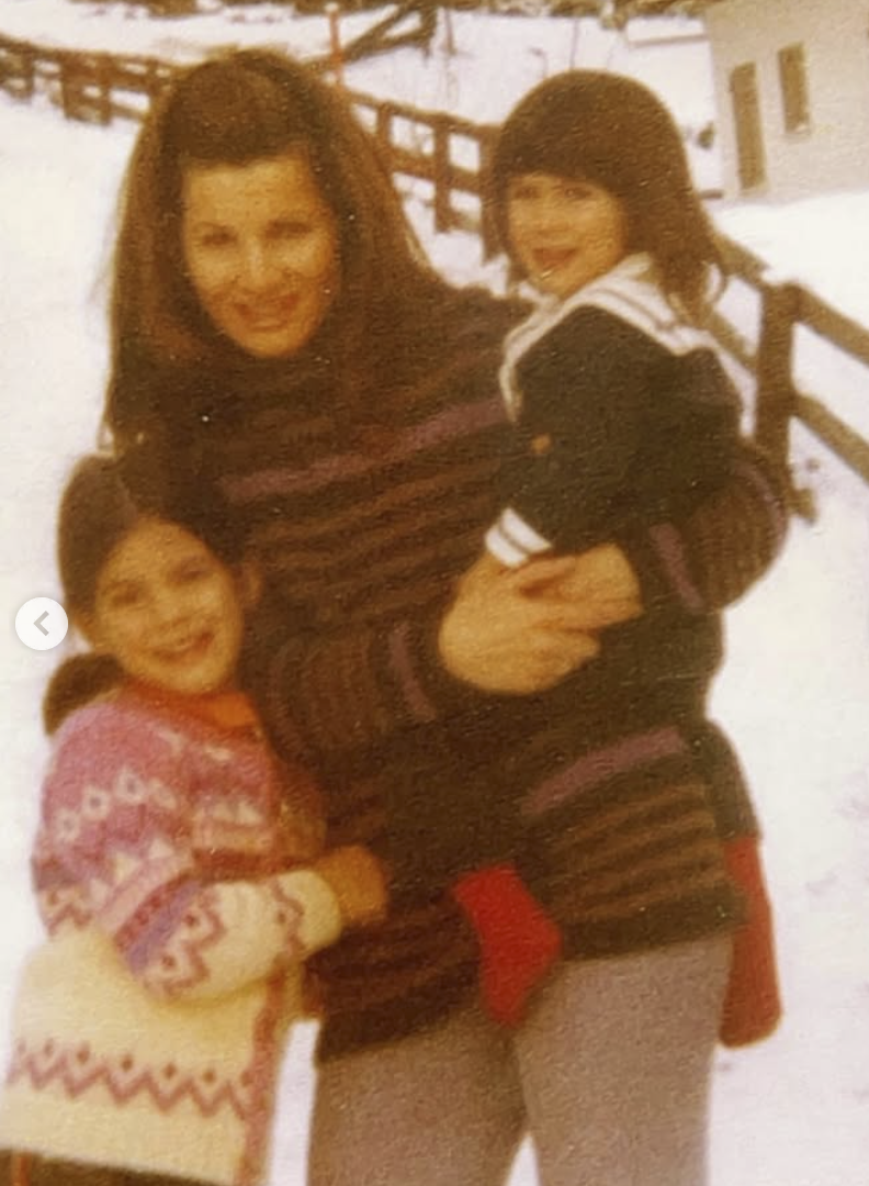 Sandra Bullock shares rare family photo | Source: Sandra Bullock Instagram