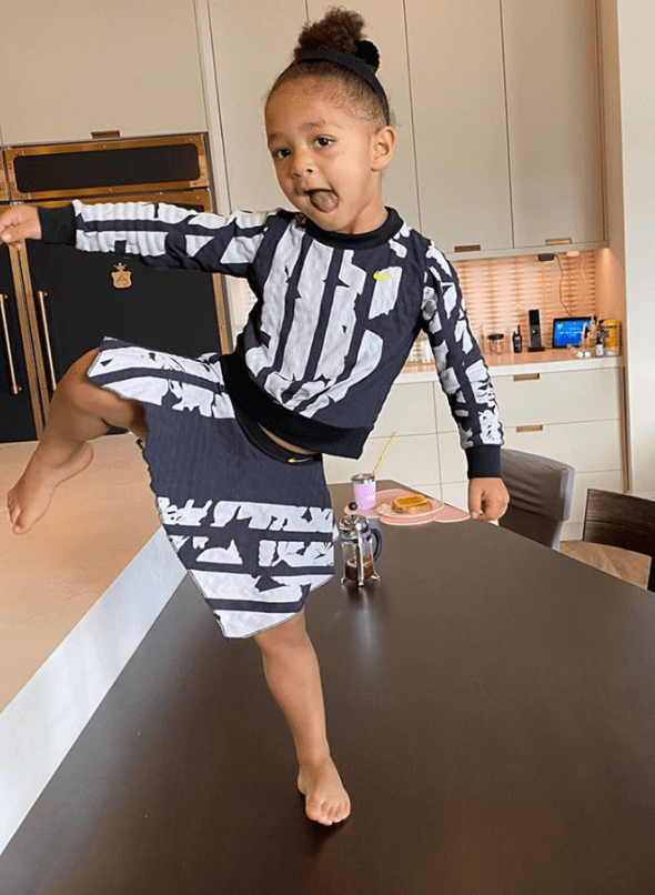 Olympia Ohanian in a photo showing off her new tennis outfit. | Photo: Instagram/Serenawilliams
