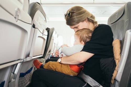 Flying with a small baby | Source: Unsplash