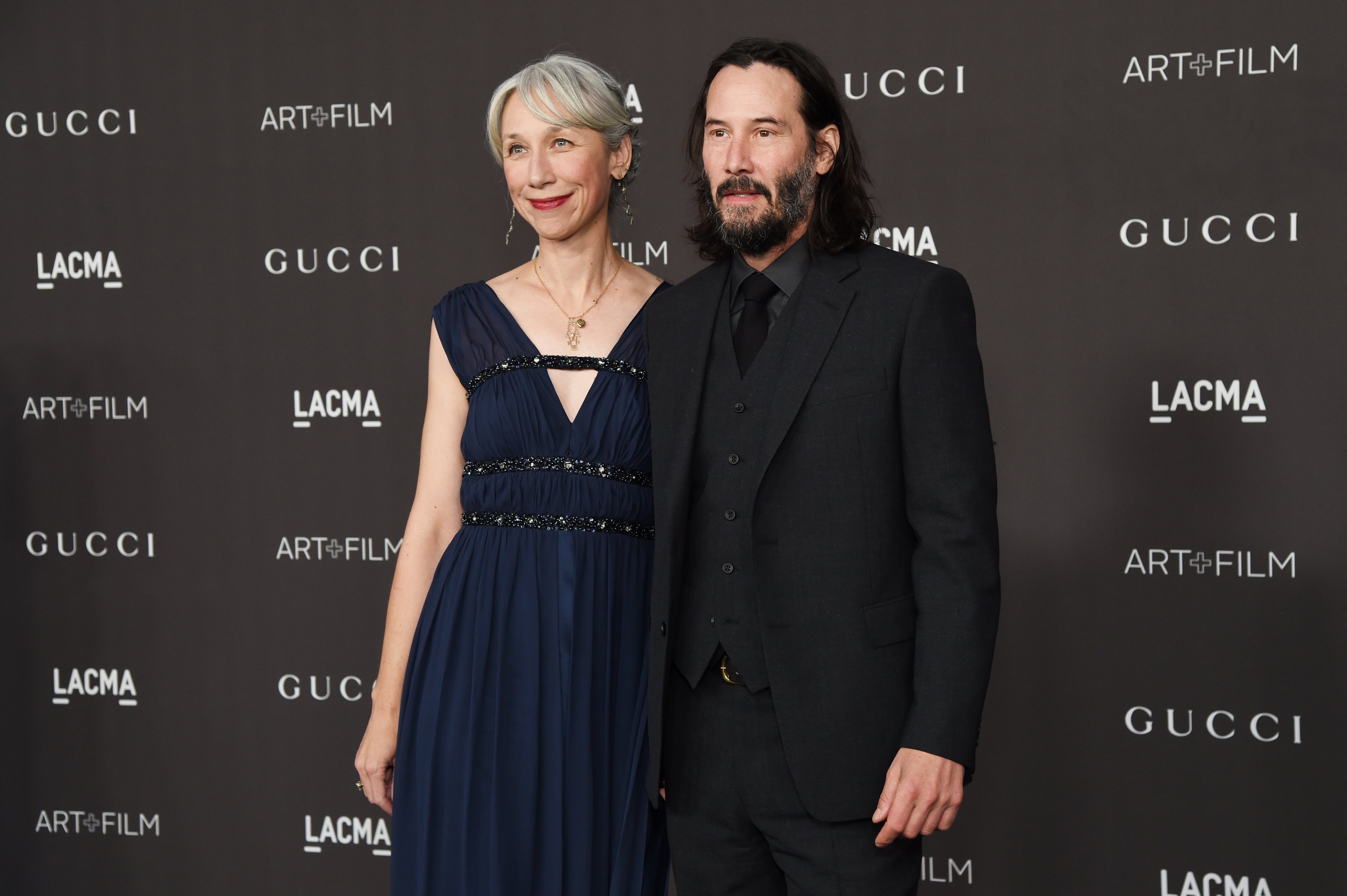 L'artiste visuelle Alexandra Grant et son petit ami Keanu Reeves assistent au gala Art + Film 2019 du LACMA le 2 novembre 2019 à Los Angeles, en Californie.┃Source : Getty Images