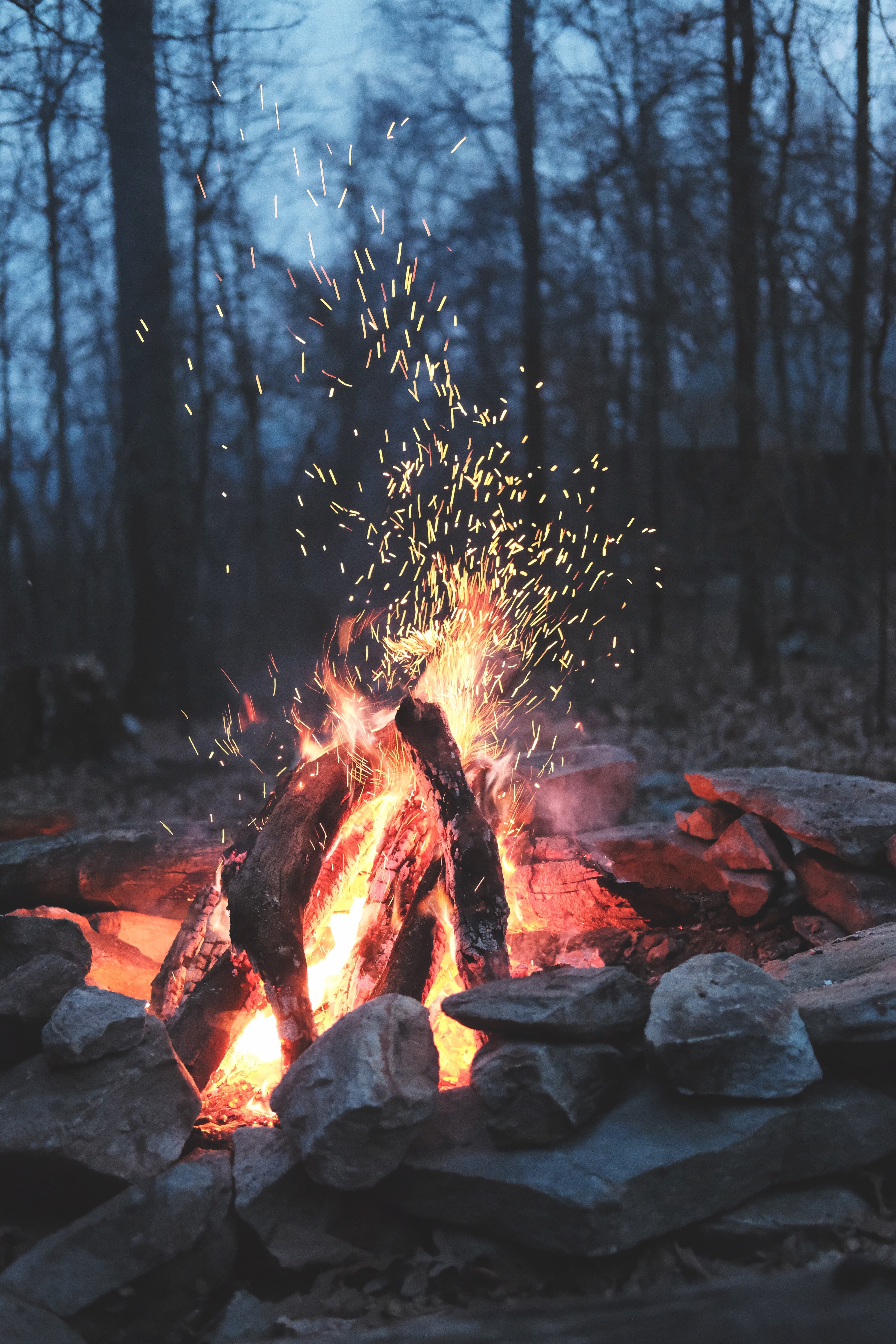 Photo of a bonfire | Source: Unplash