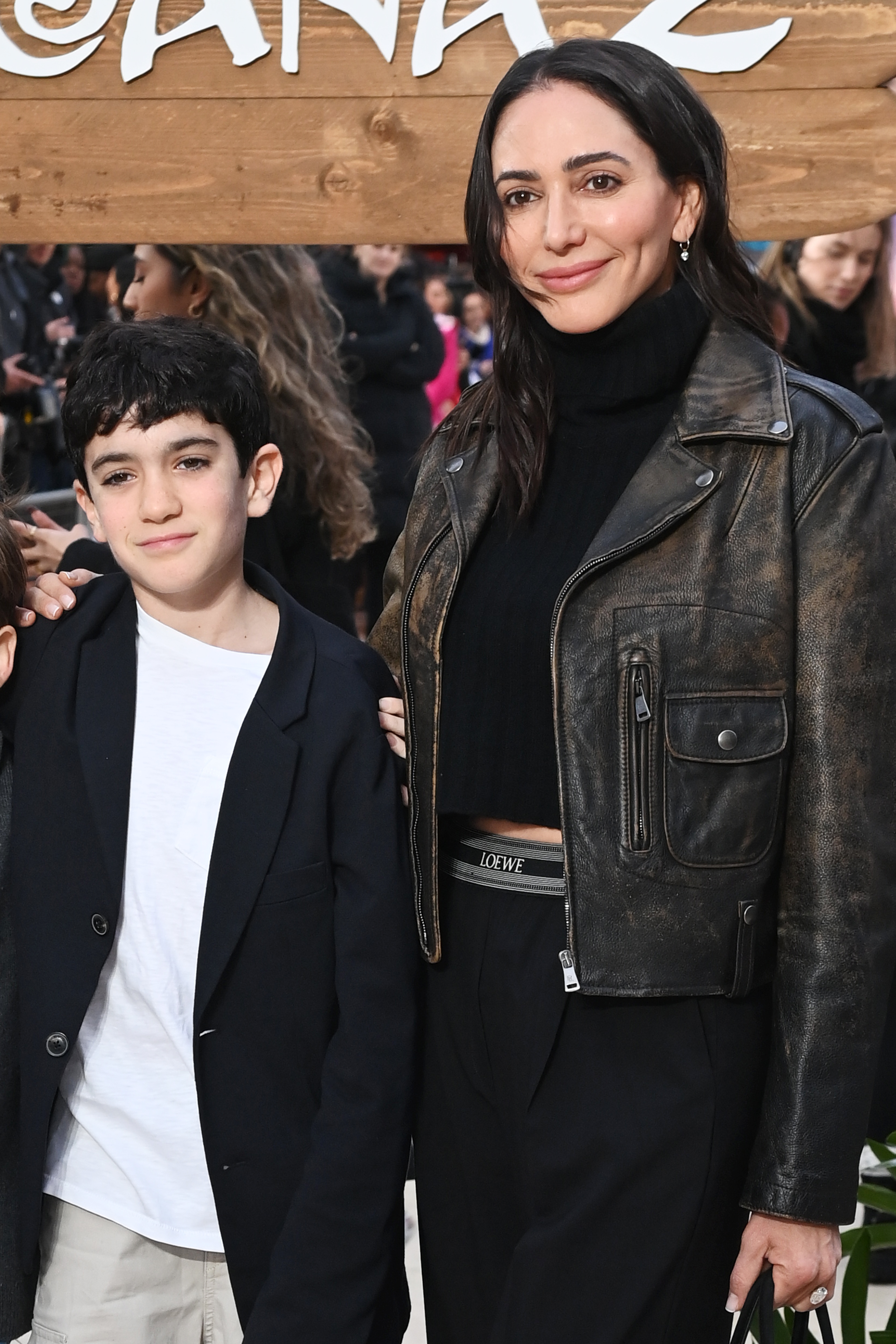 Eric Cowell and Lauren Silverman at the premiere of "Moana 2" on November 24, 2024, in London, England. | Source: Getty Images