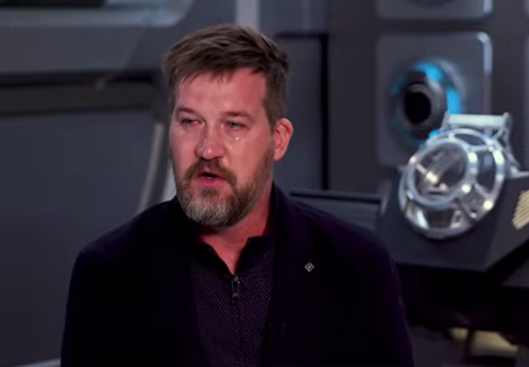 Kenneth Mitchell sheds tears during a "Star Trek" behind-the-scenes featurette titled "Kenneth Mitchell: To Boldly Go" from a video dated July 15, 2021 | Source: YouTube/@StarTrekOfficial