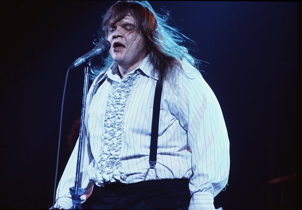 Meat Loaf performing on stage during the Bat Out Of Hell Tour, USA, March 1978. | Photo: Getty Images