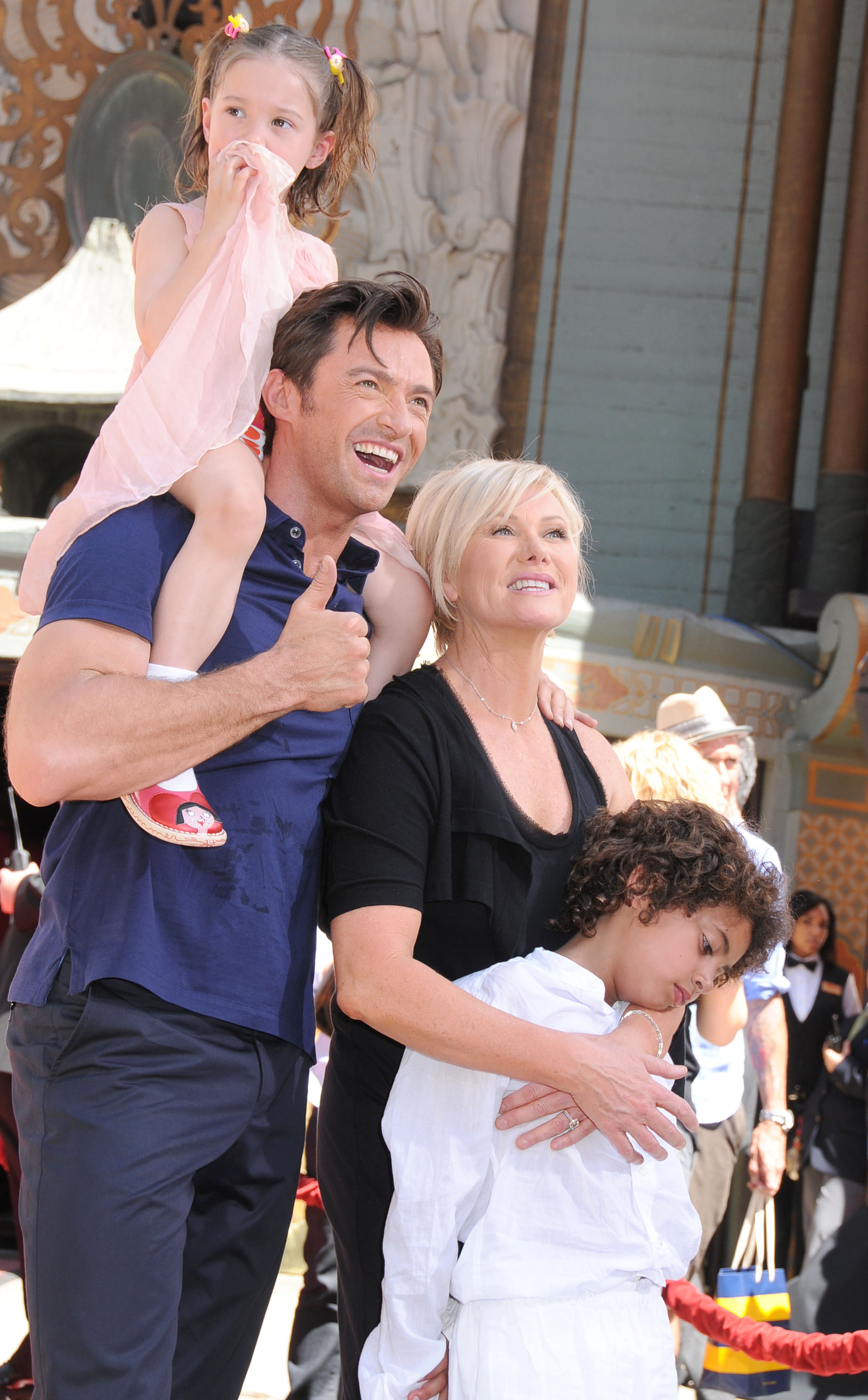 Hugh Jackman, Deborra-Lee Furness, and their children Ava Jackman, and Oscar Jackman attend the handprint and footprint ceremony honoring Hugh Jackman at Grauman's Chinese Theatre on April 21, 2009, in Hollywood, California | Source: Getty Images