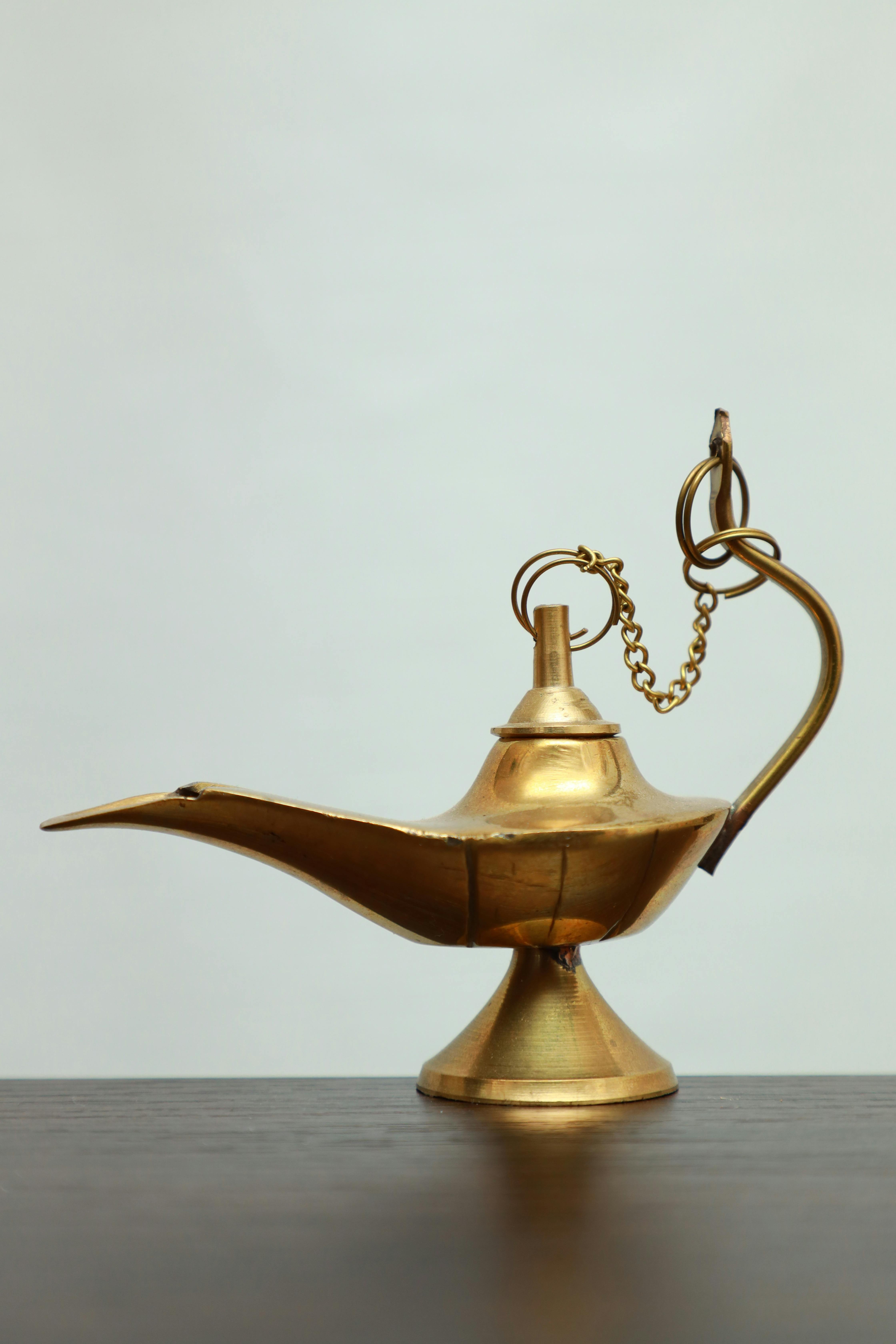 A genie's lamp | Source: Pexels