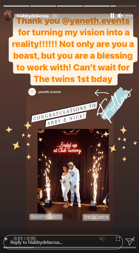 Abby De La Rosa shares a picture of her and Nick Cannon during her baby shower with a caption thanking the event planner | Photo: Instagram/hiabbydelarosa