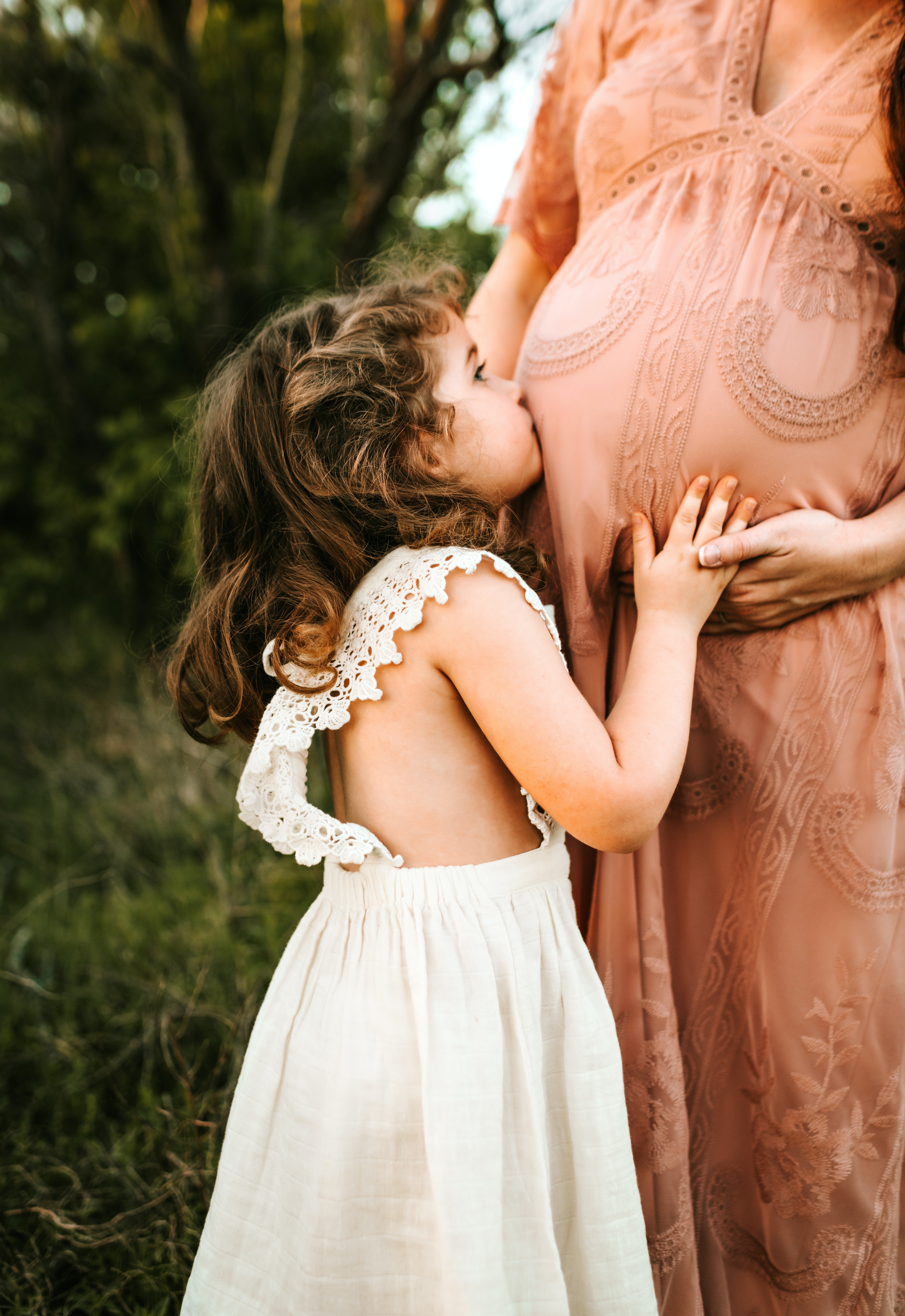 When Mia was three, Kathy fell pregnant. | Source: Unsplash