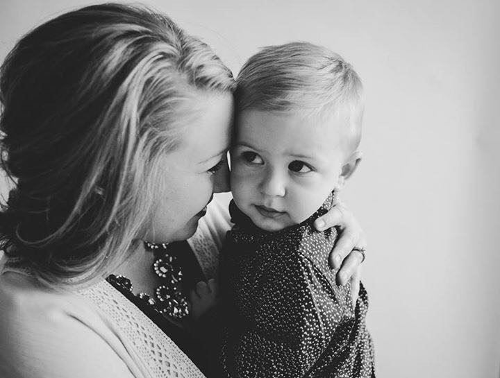 Grayson Dunham pictured with his mom, Kayla, dated August 15, 2026 | Source: Facebook/kayla.mosson