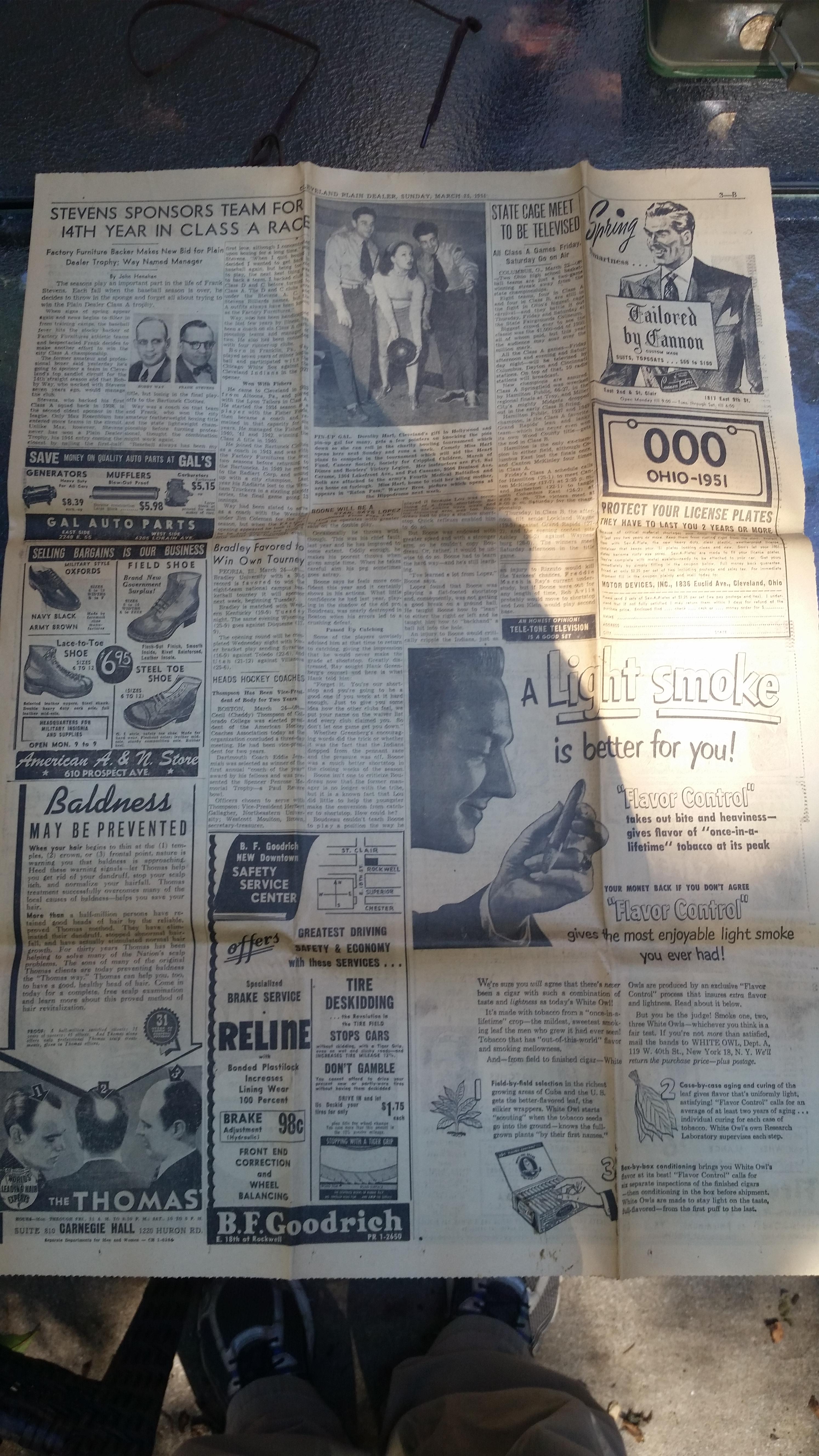 Picture of the newspaper found inside the discovered suitcase  | Source: Imgur/branik12