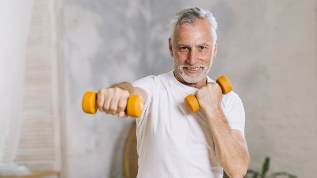 A man exercising | Source: Freepik