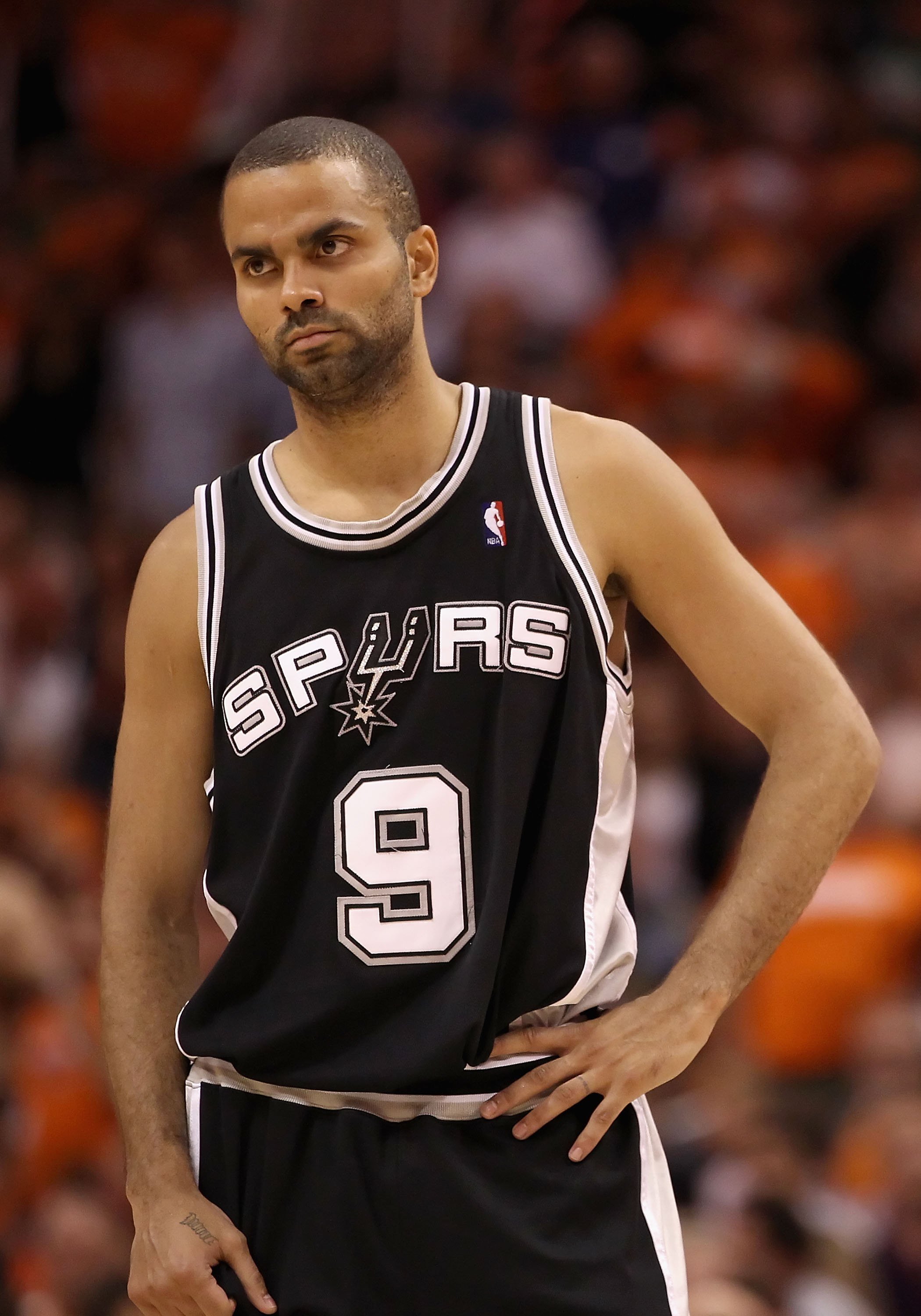 Tony Parker at US Airways Center on May 5, 2010 in Phoenix, Arizona | Photo: Getty Images