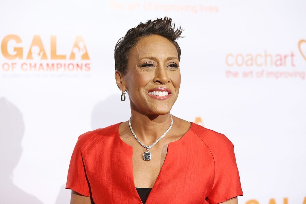 Robin Roberts arrives at the CoachArt Gala of Champions held at The Beverly Hilton Hotel | Photo: Getty Images