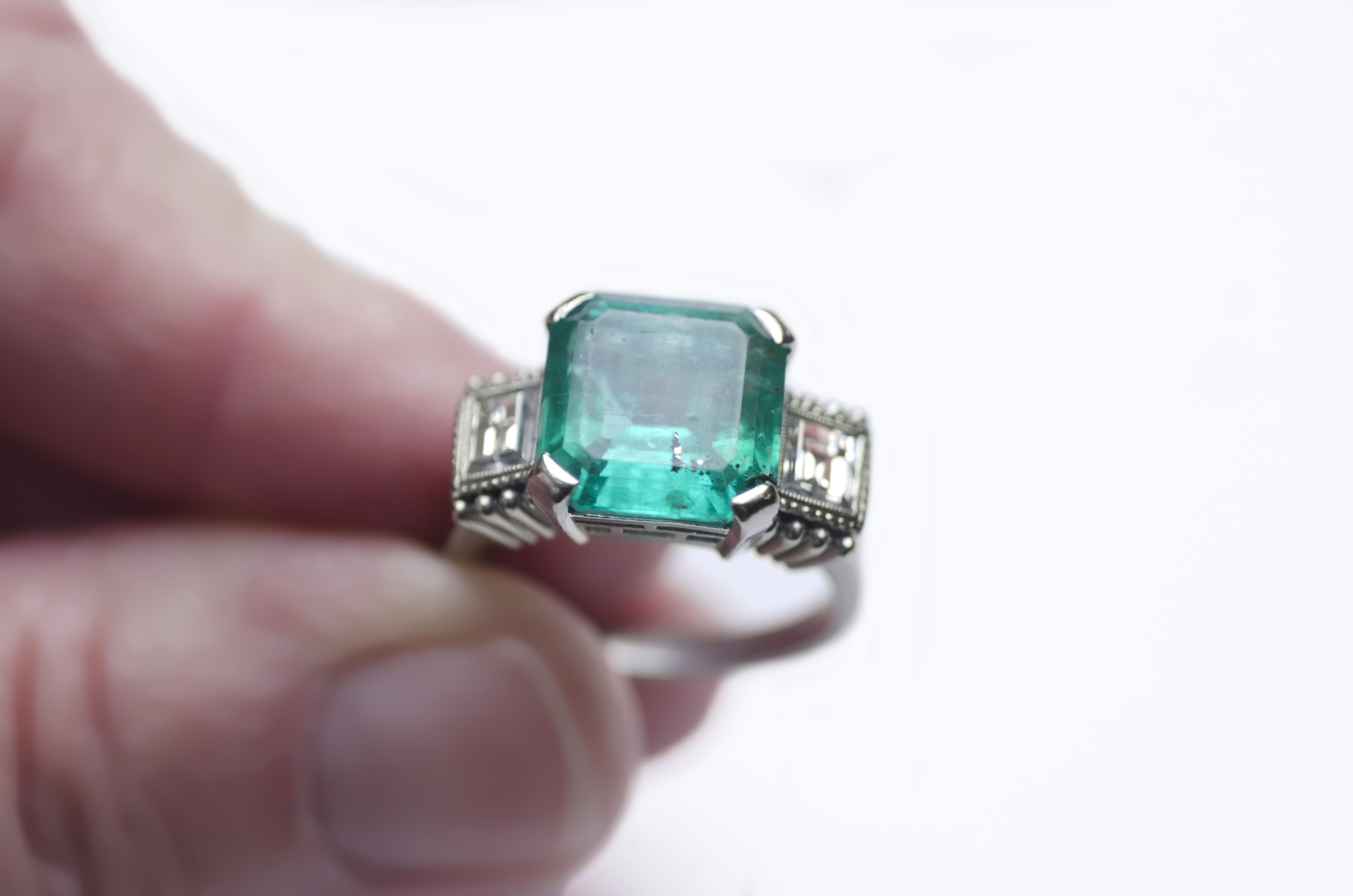 An emerald ring | Source: Getty Images